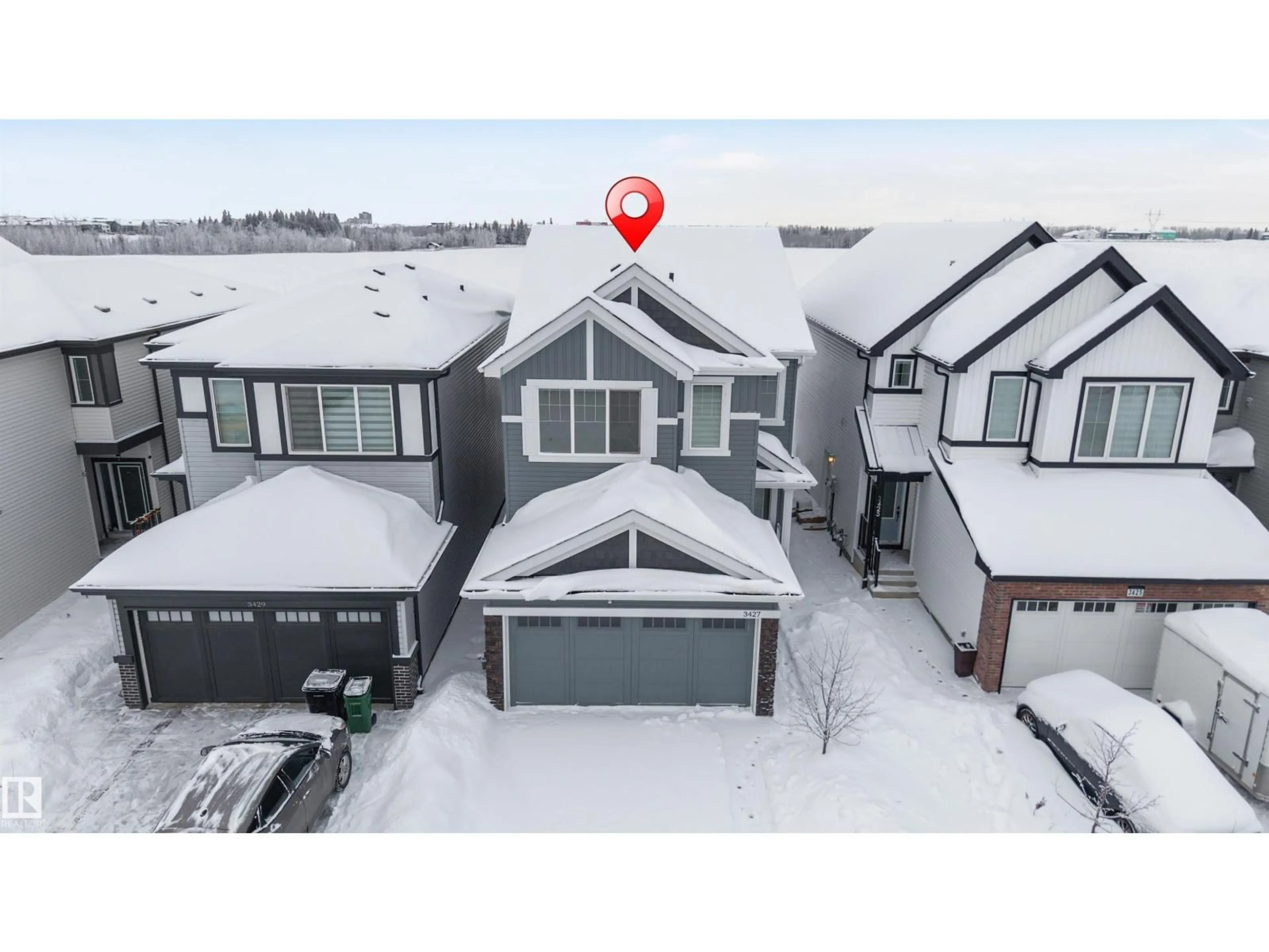 A pic from outside/outdoor area/front of a property/back of a property/a pic from drone, street for 3427 CRAIG LANDING LD, Edmonton Alberta T6W5B3