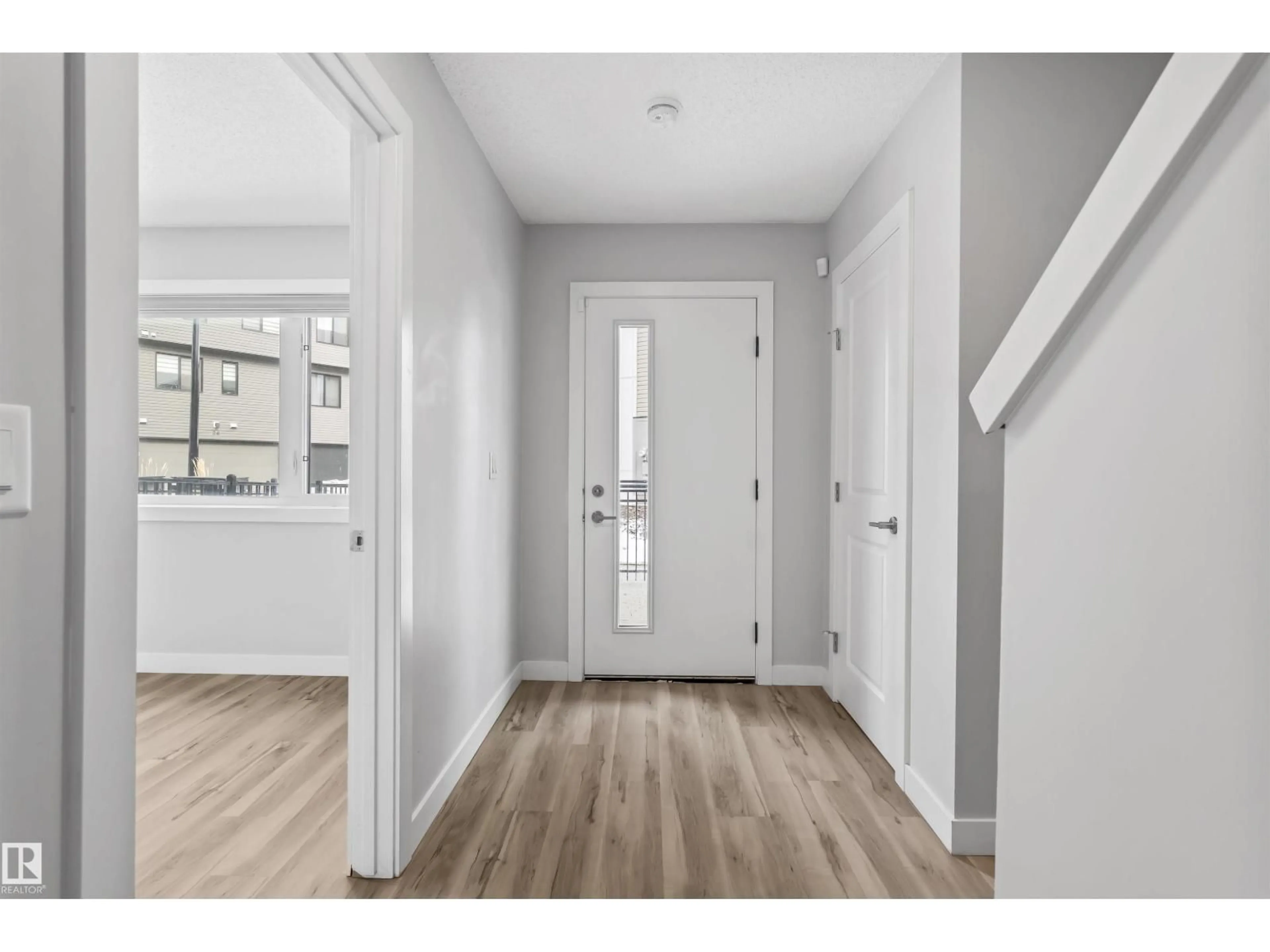Indoor entryway for #80 - 11910 35 AV, Edmonton Alberta T6W4Z8