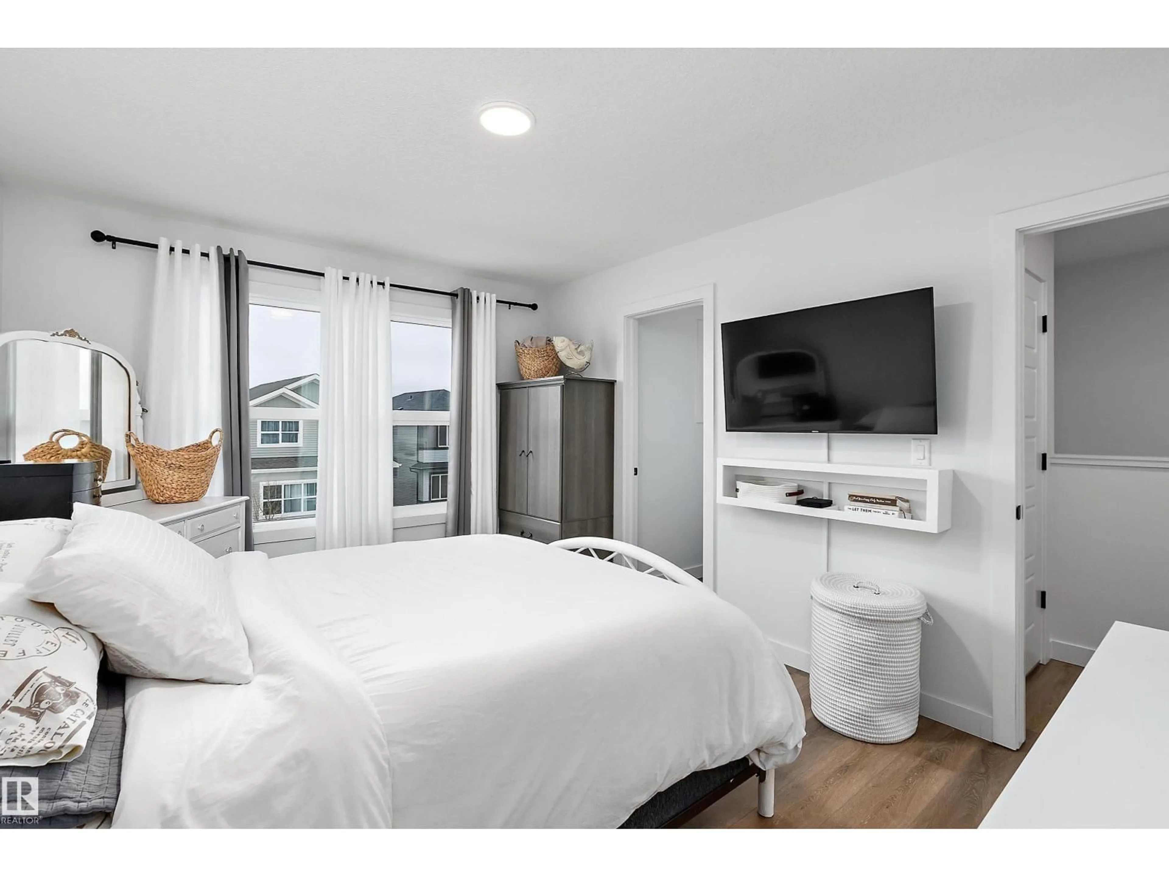 A pic of a room for 20 HEMINGWAY CR, Spruce Grove Alberta T7X2L6