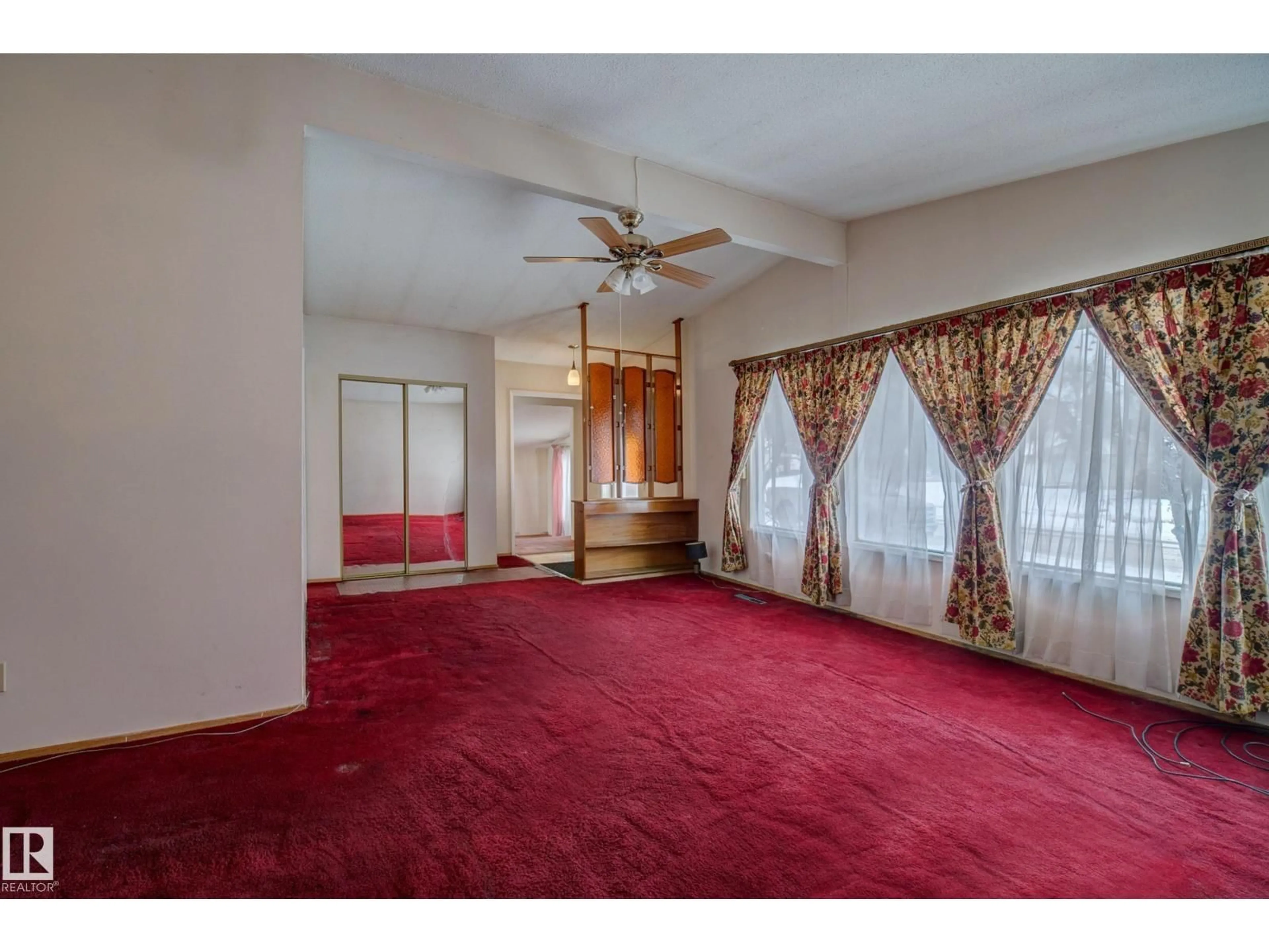 Unknown for 7807 144 AV NW, Edmonton Alberta T5C2R9