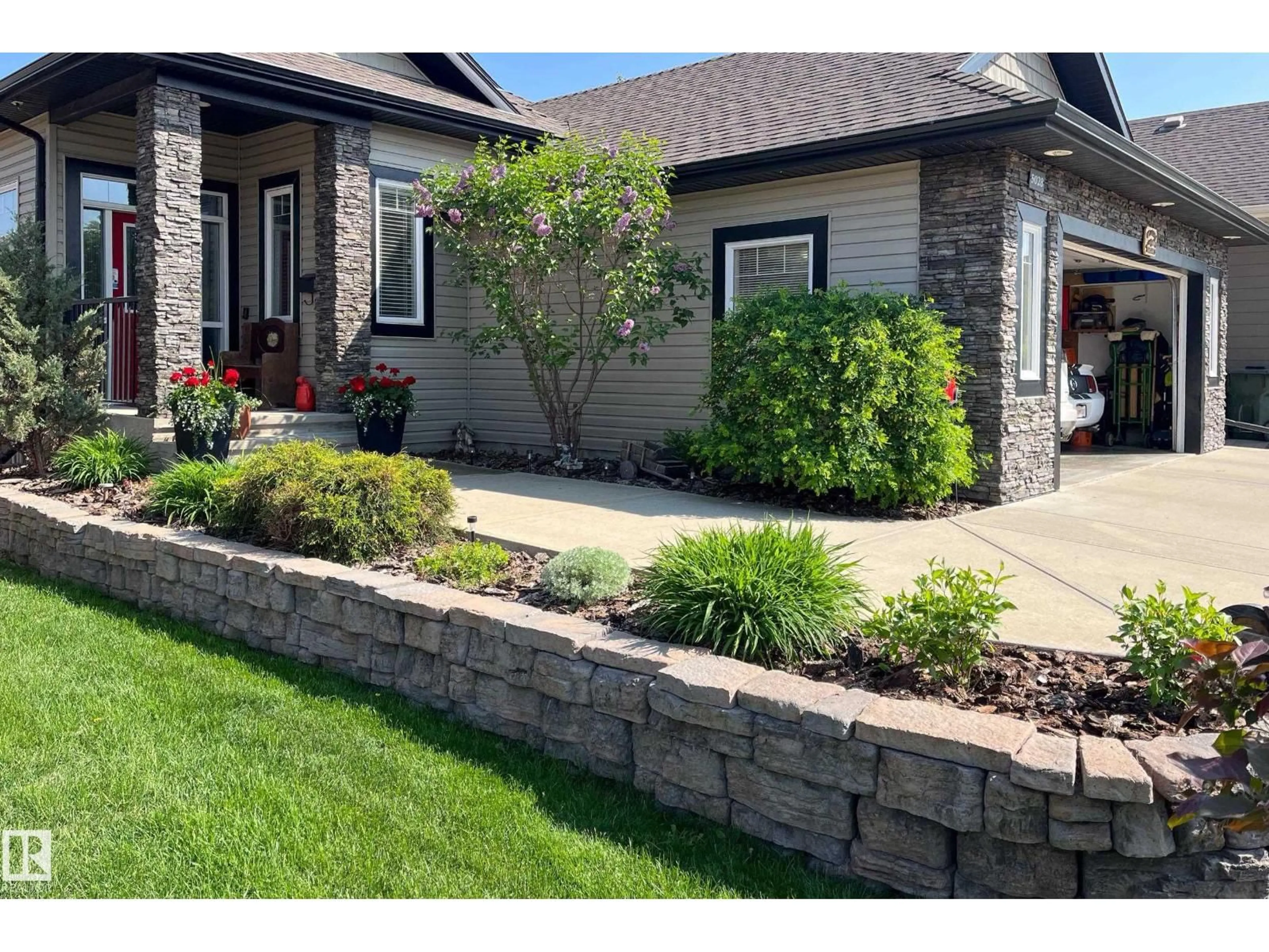 Home with brick exterior material, street for 5028 CEYLON CL, Sherwood Park Alberta T8H0H5