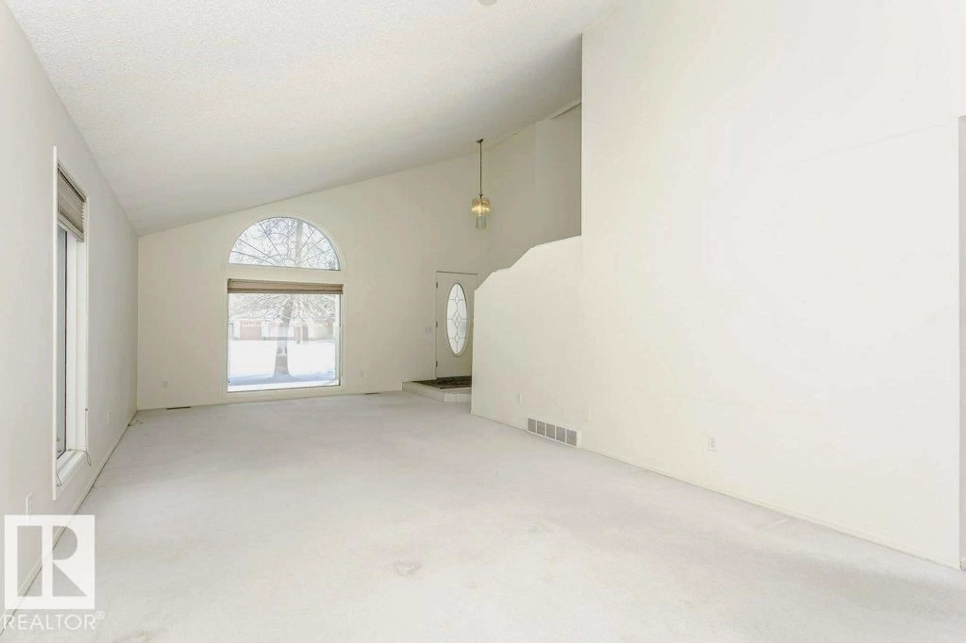 A pic of a room for 1389 FALCONER RD, Edmonton Alberta T6R2C5