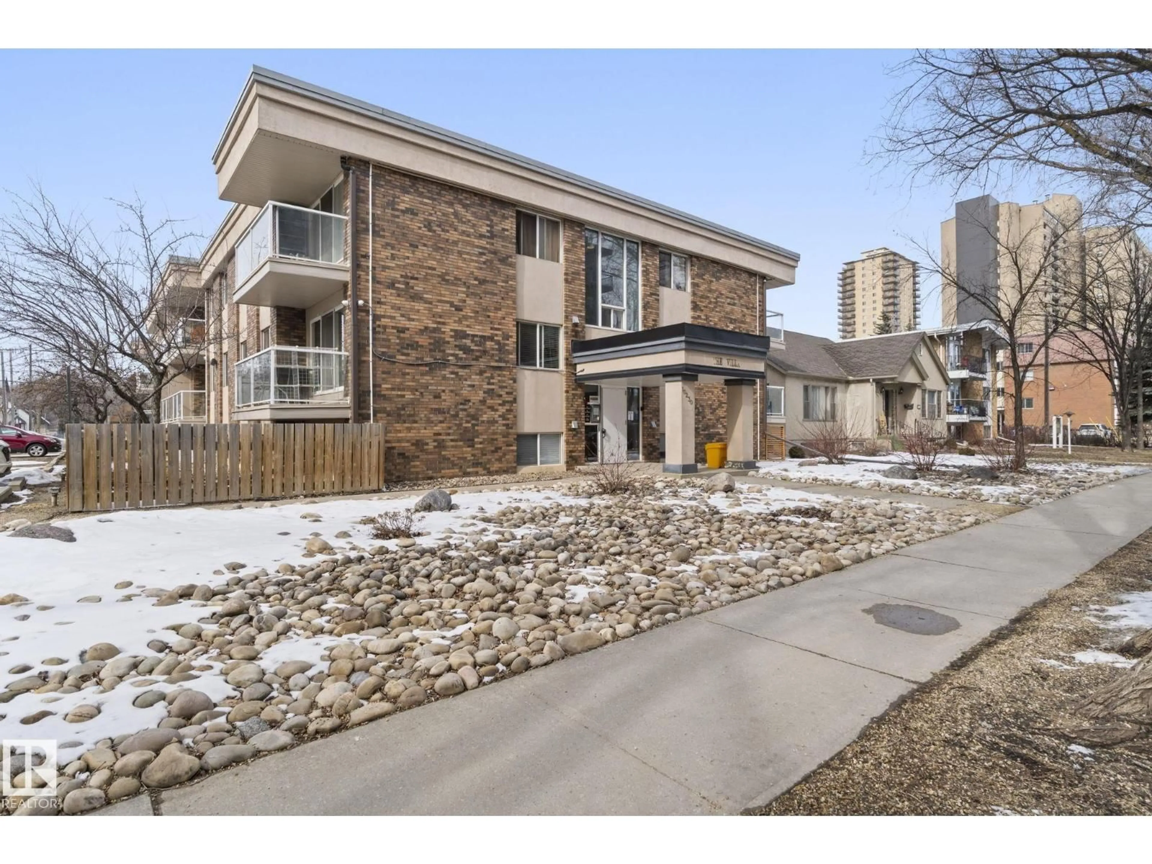 Unknown for 308 - 10230 120 ST NW, Edmonton Alberta T5K2A3