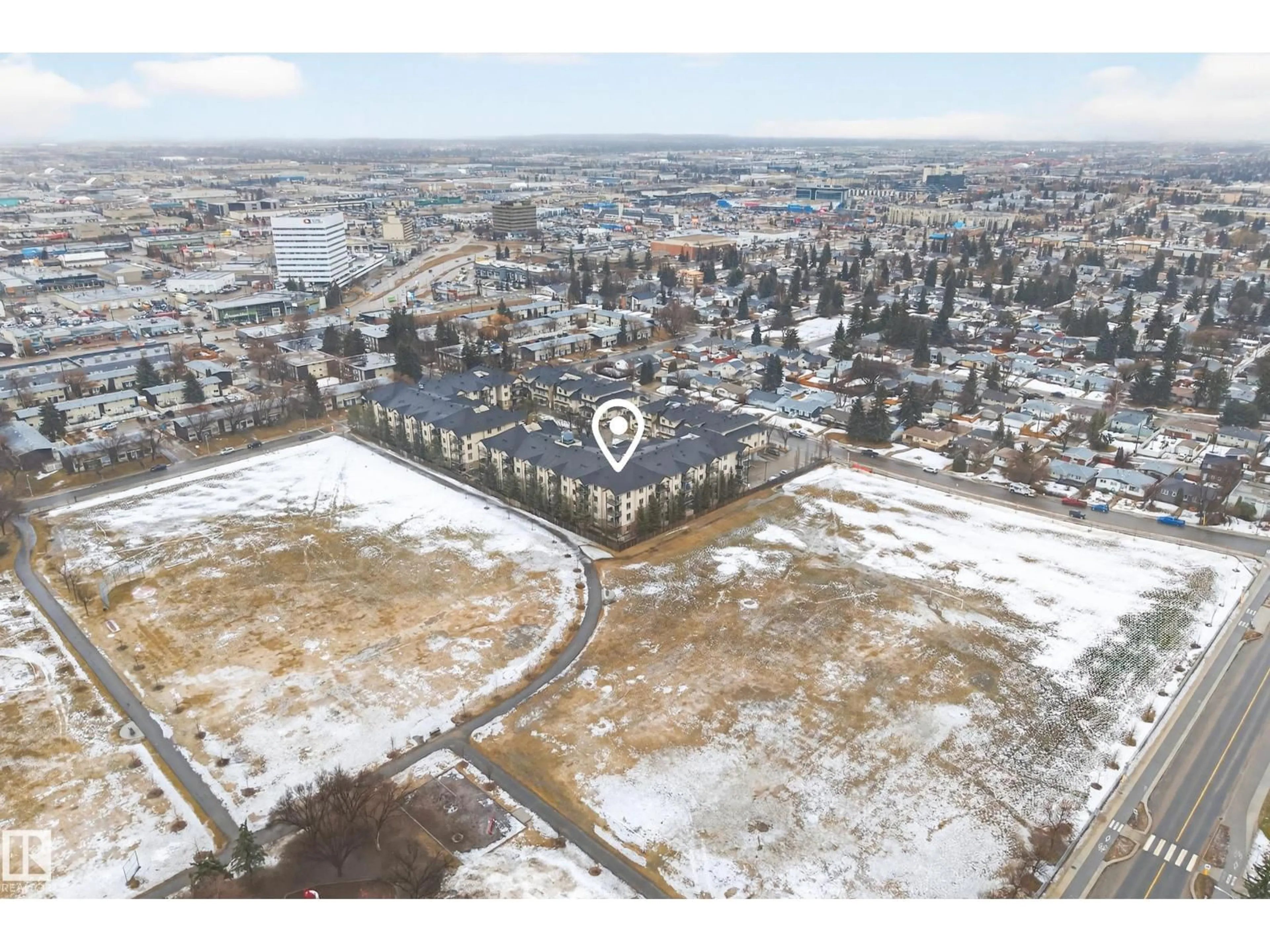 A pic from outside/outdoor area/front of a property/back of a property/a pic from drone, unknown for 408 - 10530 56 AV, Edmonton Alberta T6H0X7