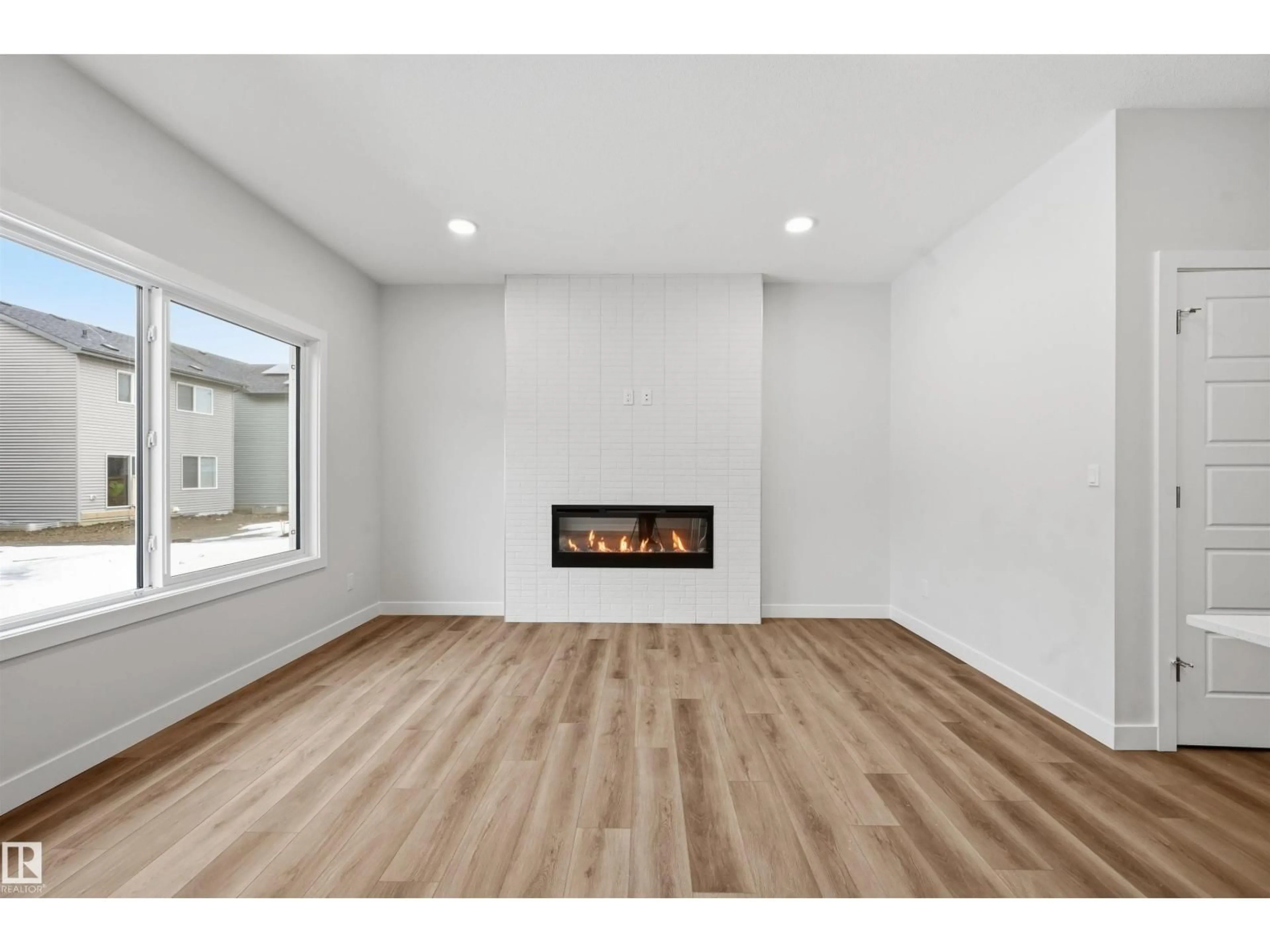 A pic of a room for 3212 DIXON WY, Edmonton Alberta T6W5L3