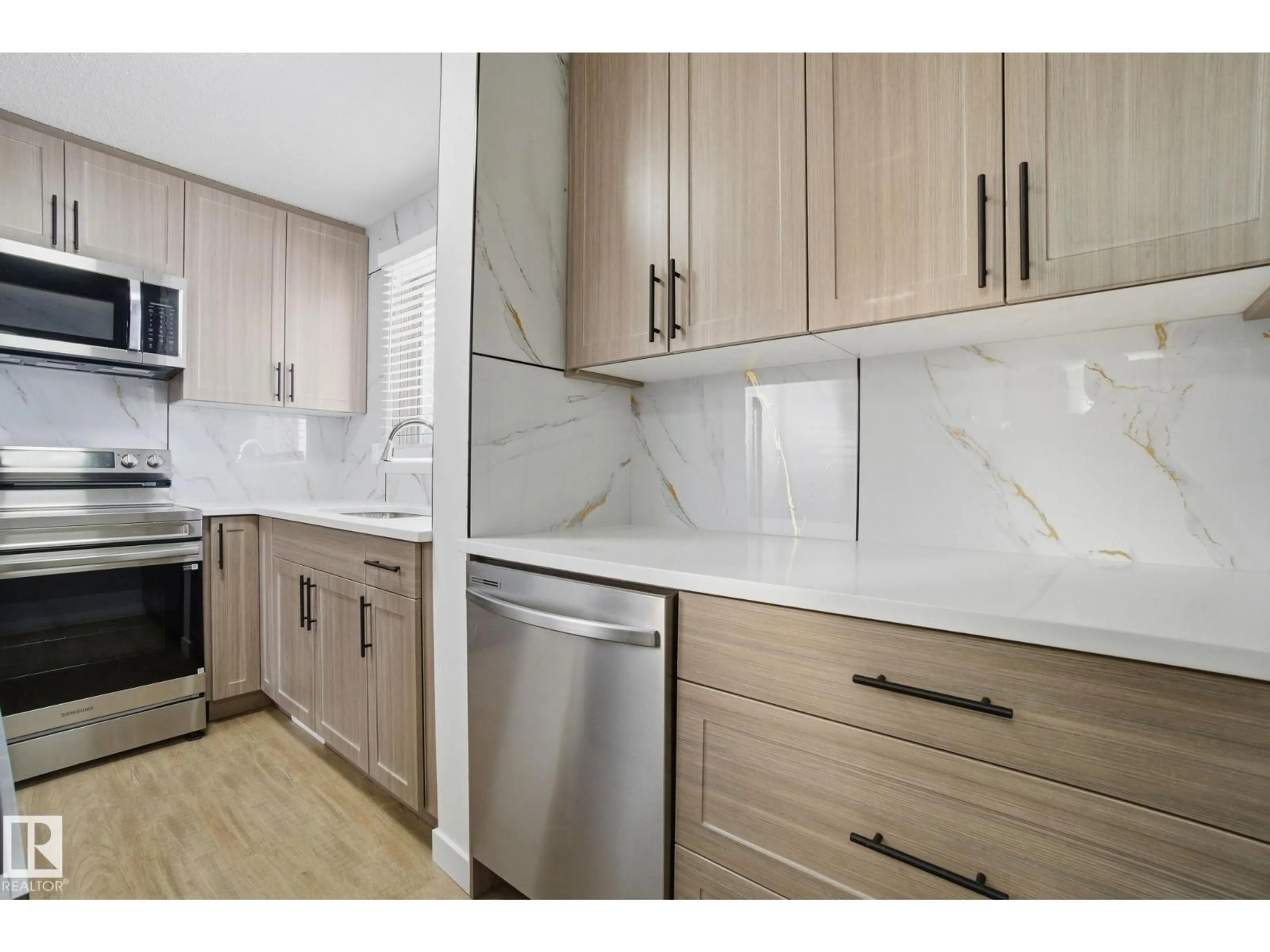 Standard kitchen, unknown for 5538 145 AV, Edmonton Alberta T5A3R3