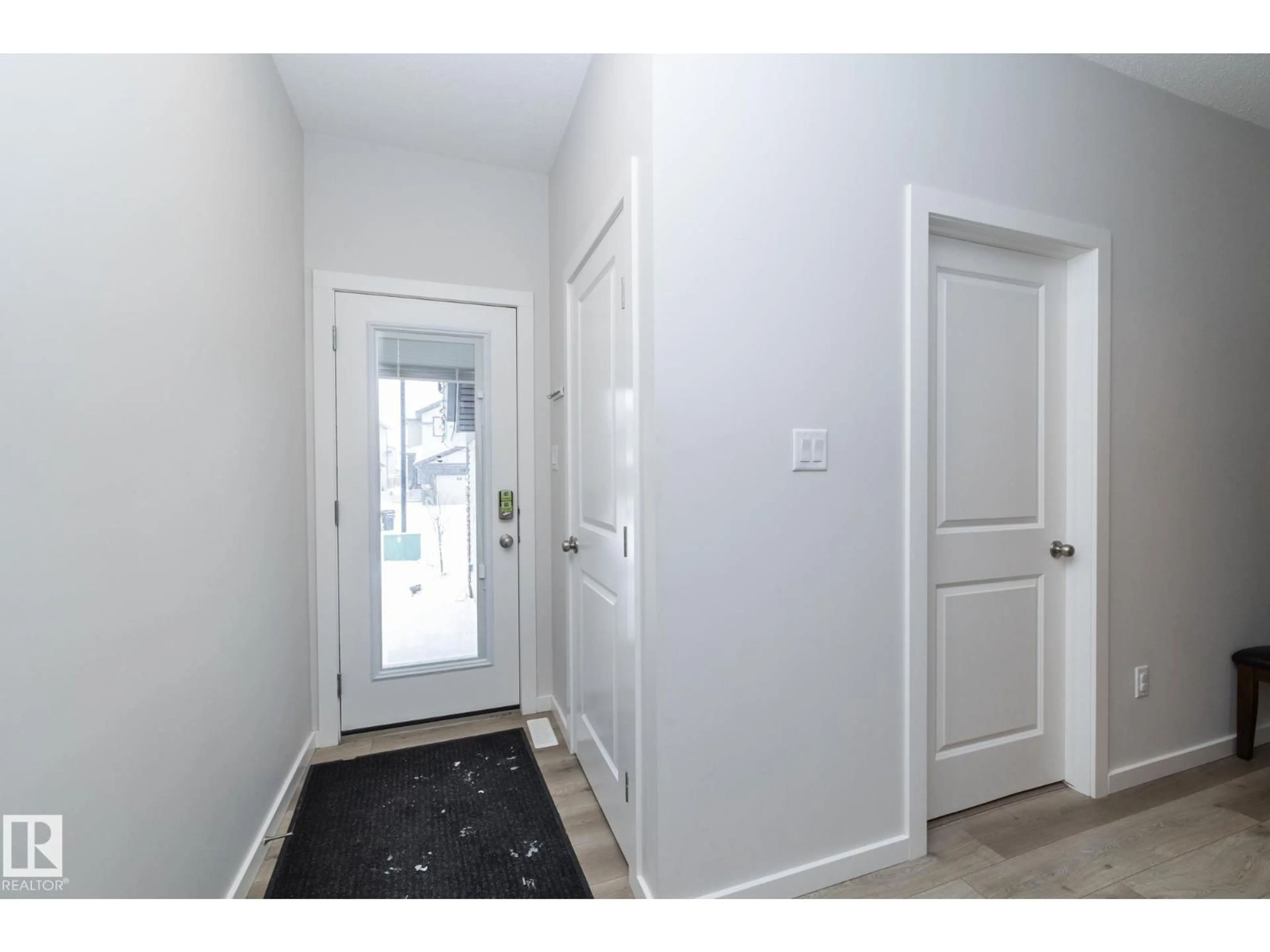 Indoor entryway for 159 LARCH CR, Leduc Alberta T9E0S5
