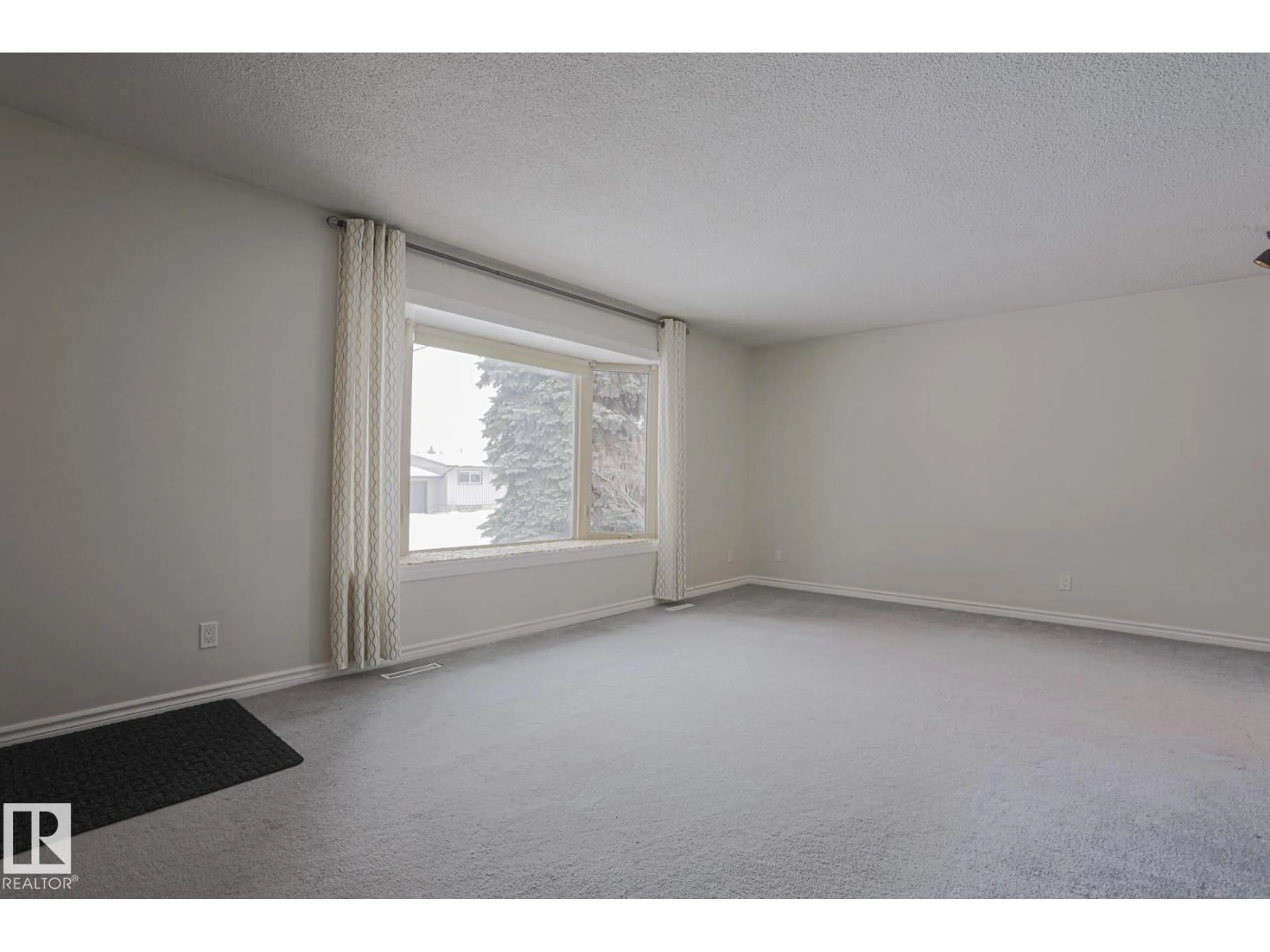 A pic of a room for 7315 86 AV, Edmonton Alberta T6B0K6
