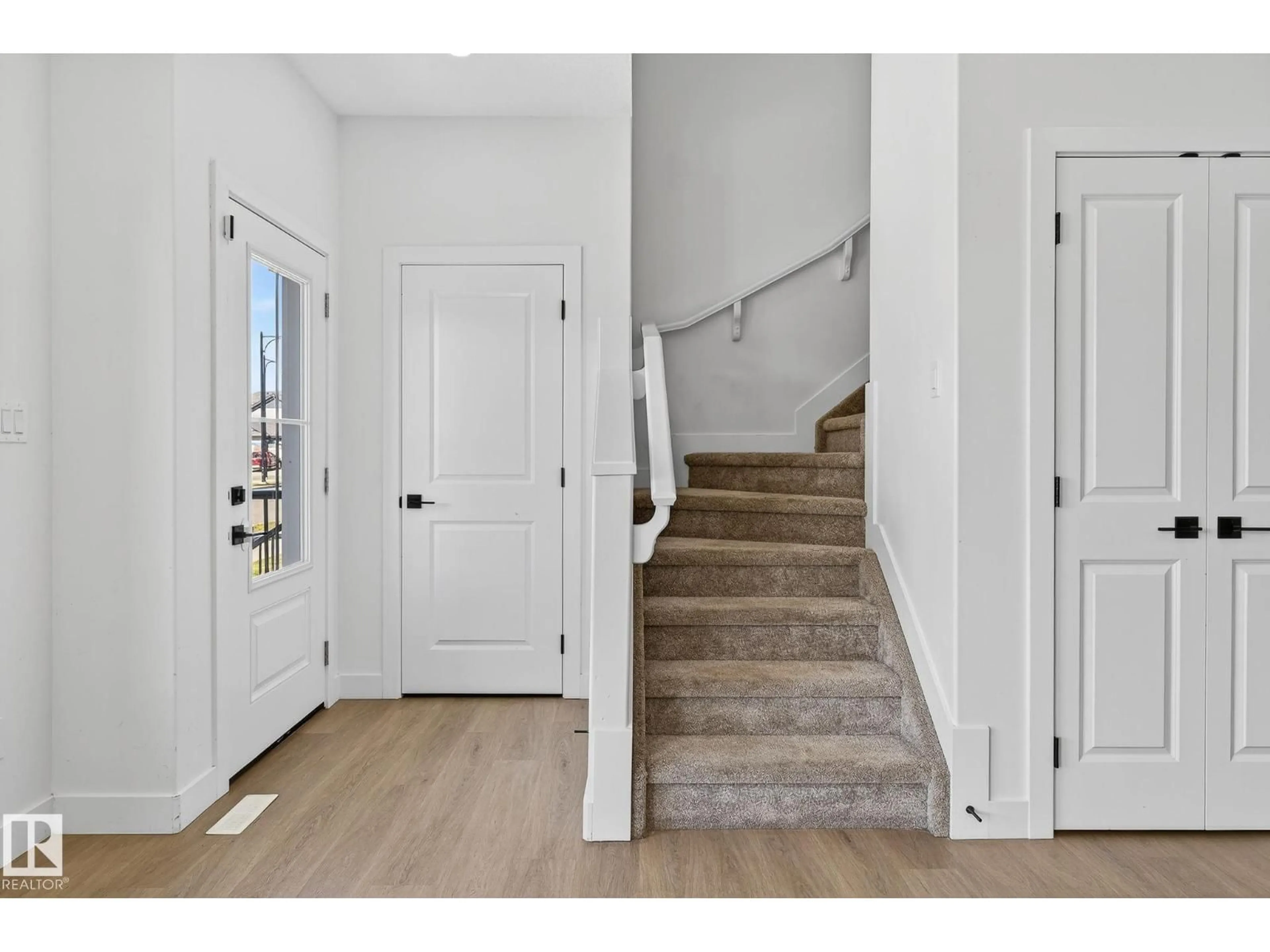 Indoor entryway for 4603 36 ST, Beaumont Alberta T4X2W3