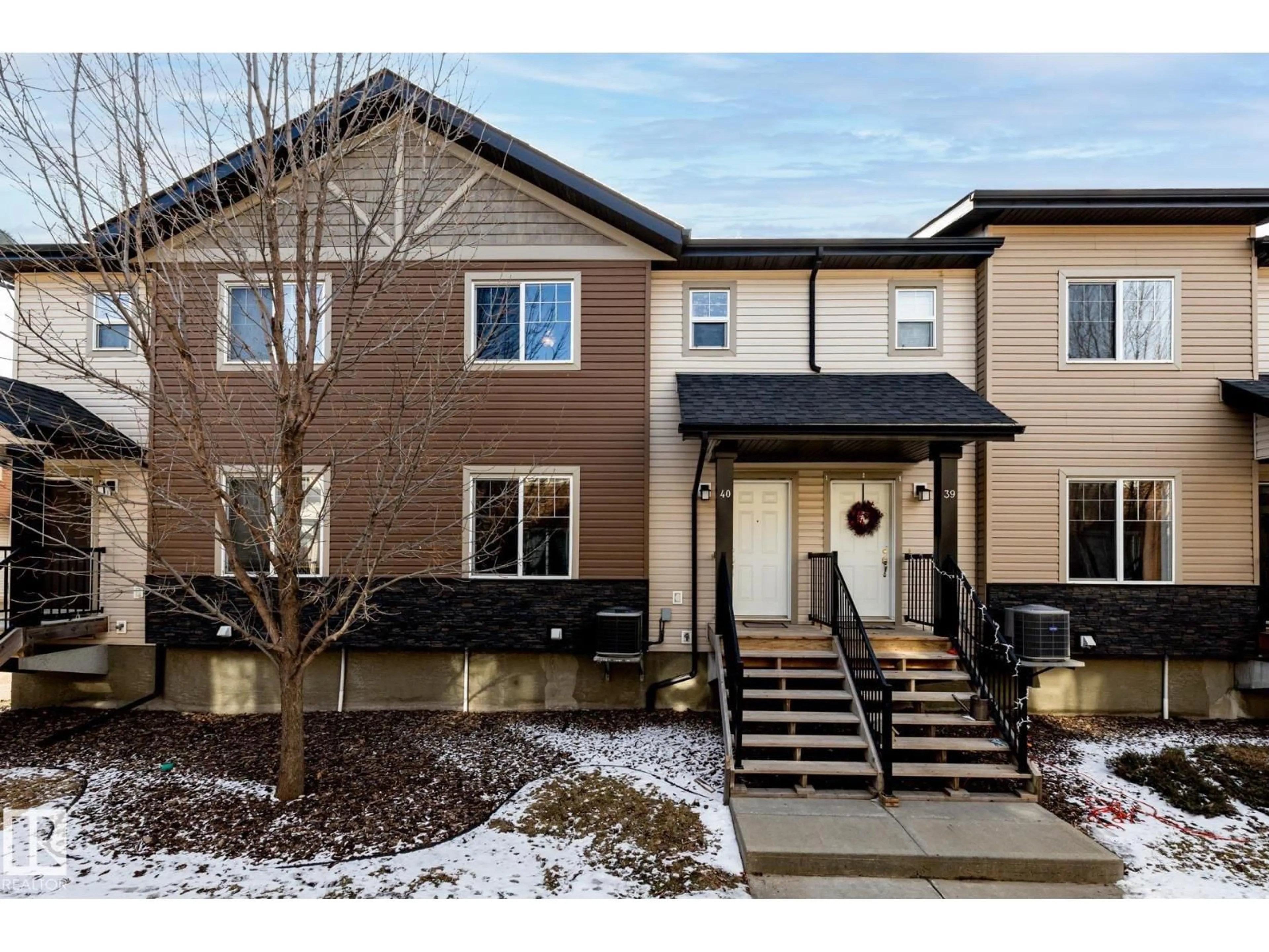 Unknown for 40 - 12004 22 AV SW, Edmonton Alberta T6W0T1