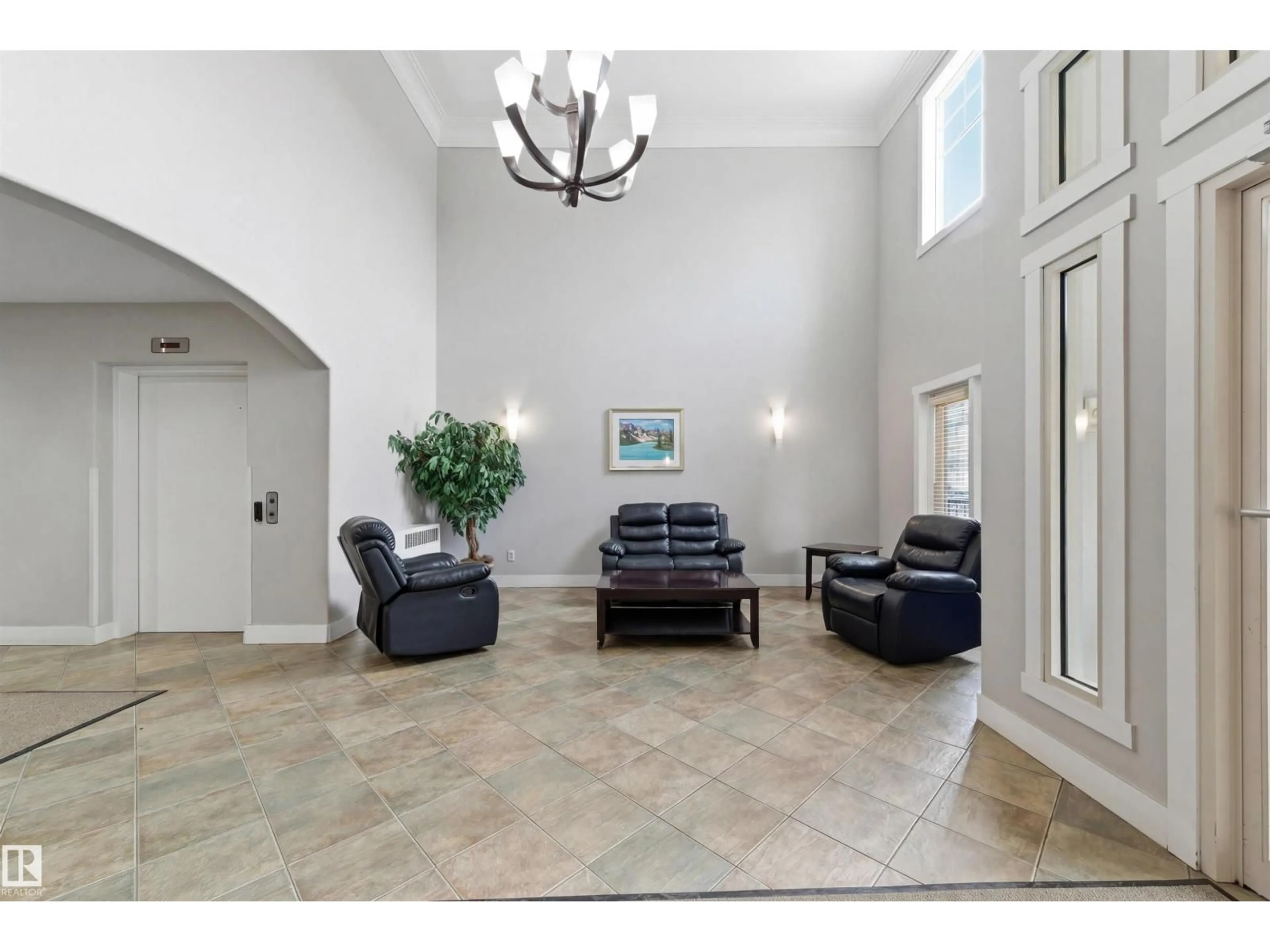 Indoor foyer for 2096 - 352 BLACKMUD CREEK DR, Edmonton Alberta T6W1T7