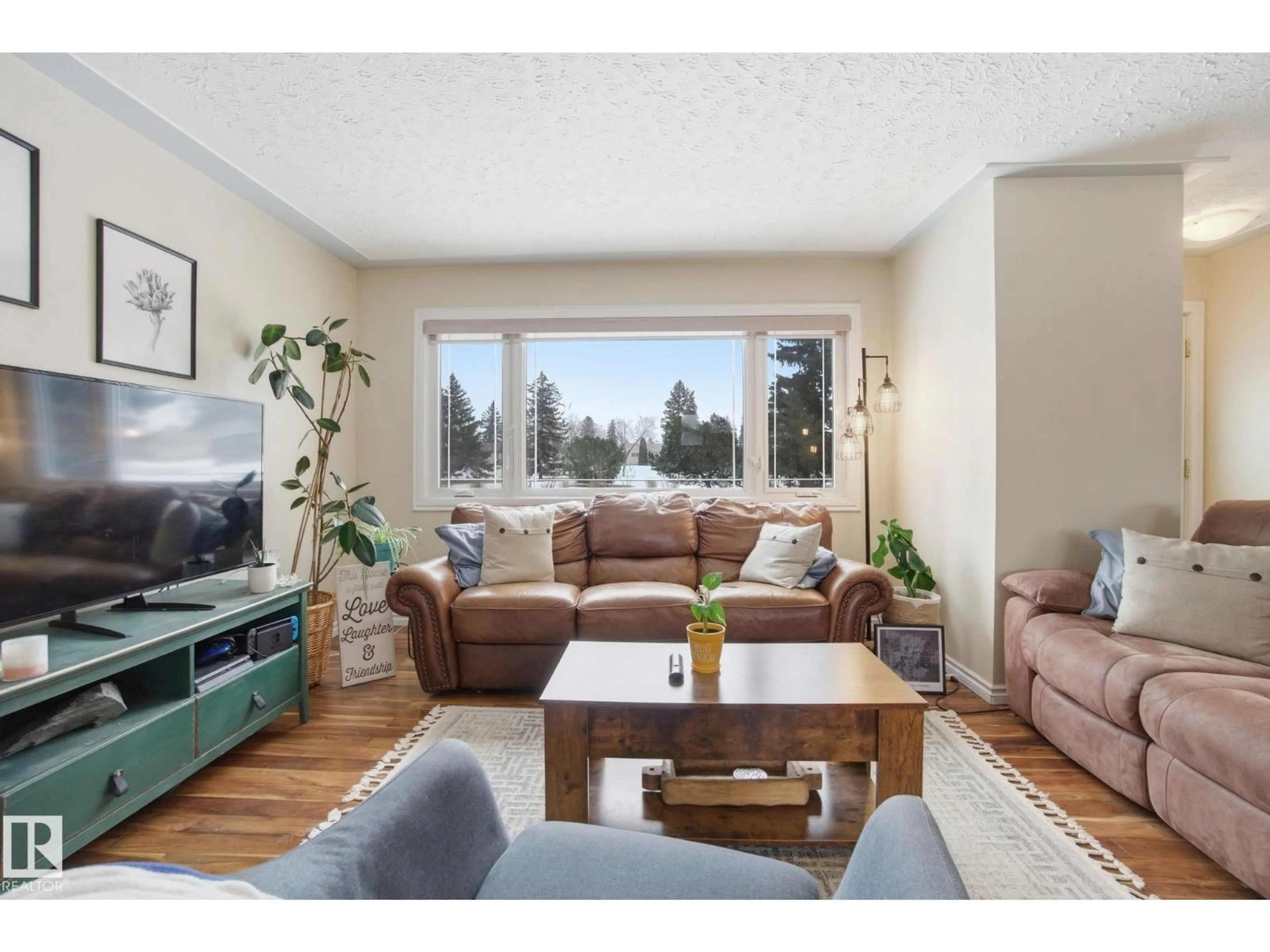 Living room with furniture, unknown for NW - 12820 95 ST, Edmonton Alberta T5E3Y1