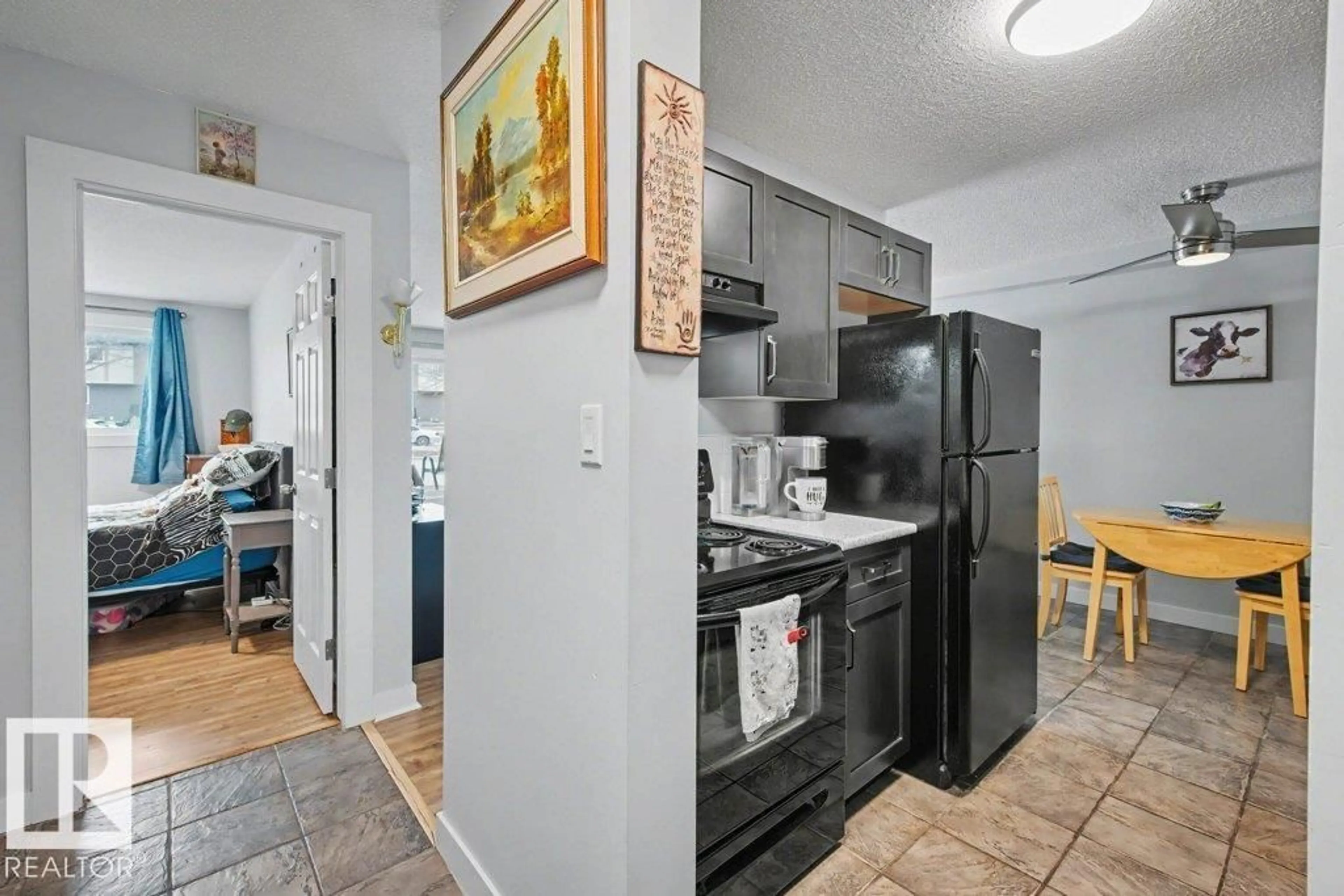 Standard kitchen, unknown for #102 - 15105 121 ST NW, Edmonton Alberta T5X2G3