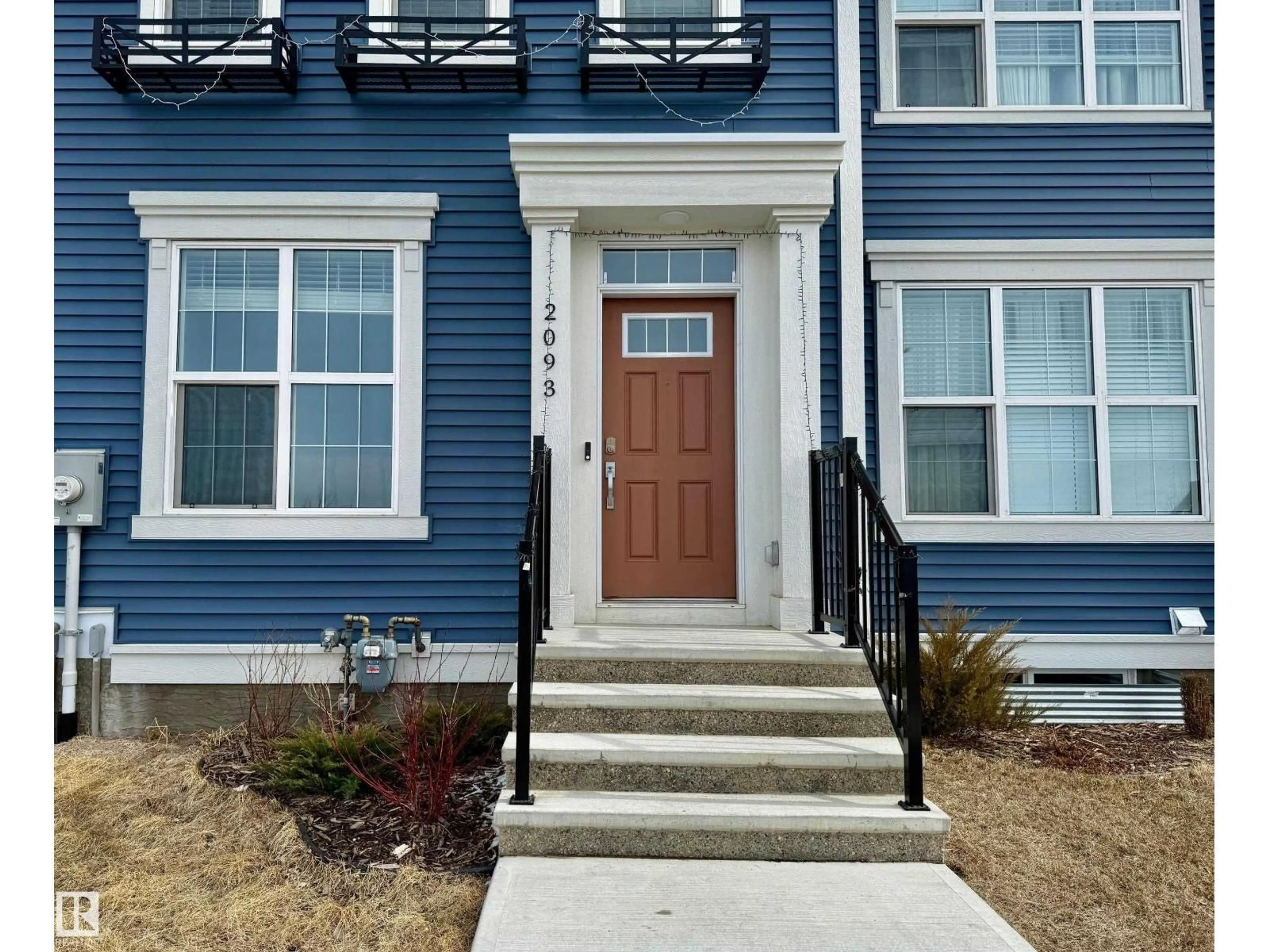 Unknown for 2093 MAPLE RD, Edmonton Alberta T6T2S8