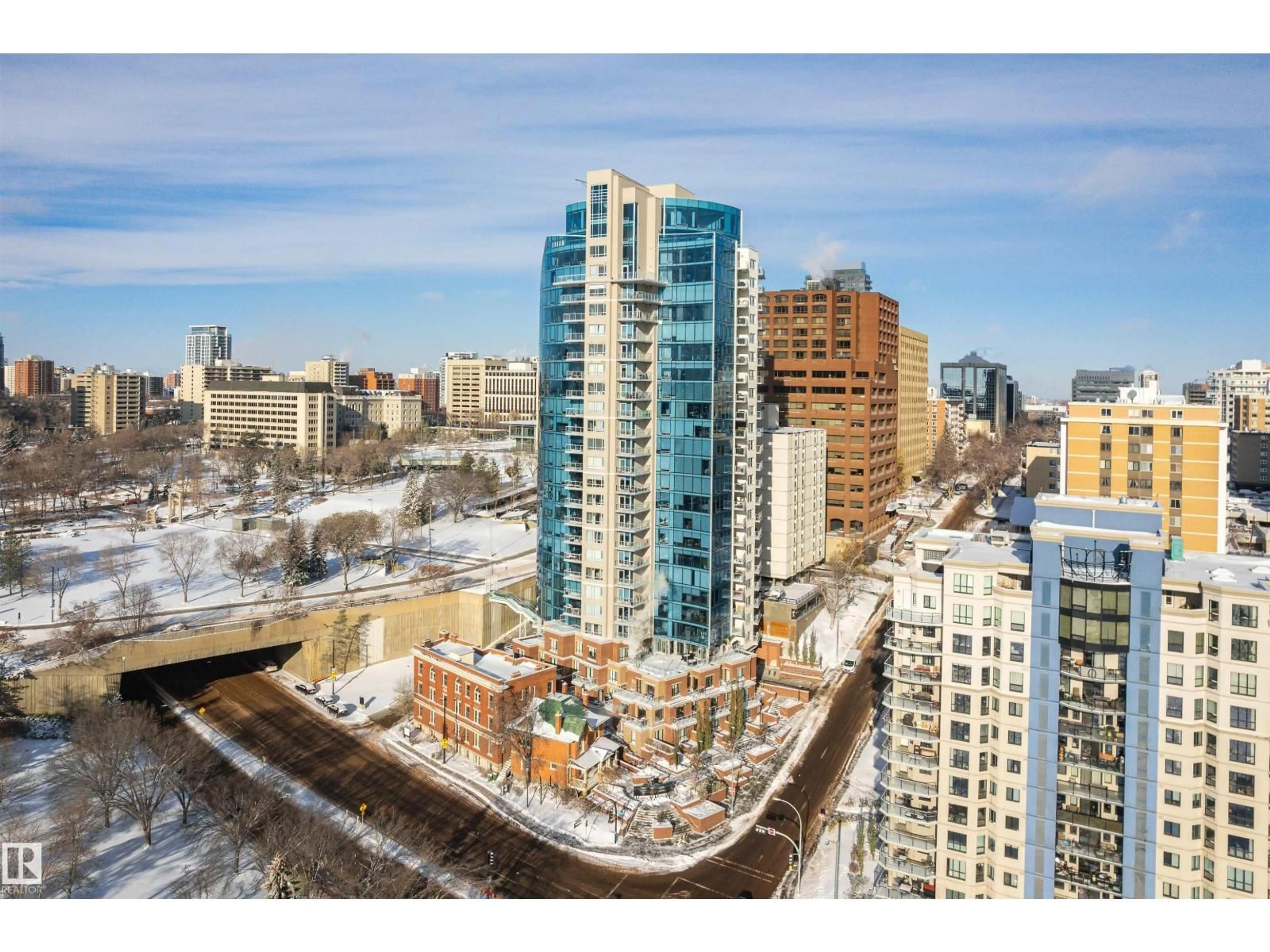 A pic from outside/outdoor area/front of a property/back of a property/a pic from drone, city buildings view from balcony for 9720 - 606 106 ST NW, Edmonton Alberta T5K0K8