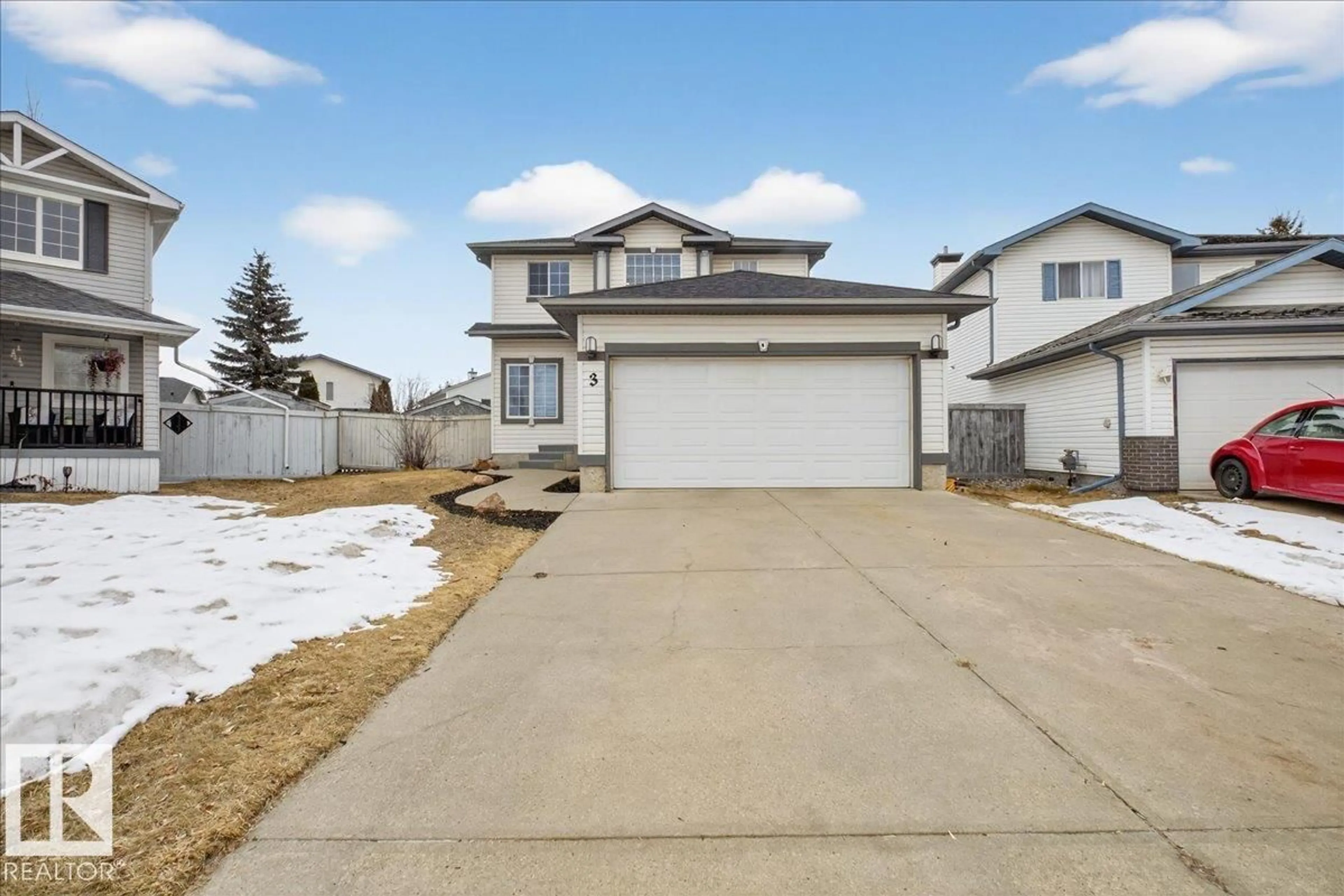 Home with vinyl exterior material, street for 3 HARLAND, St. Albert Alberta T8N6V2