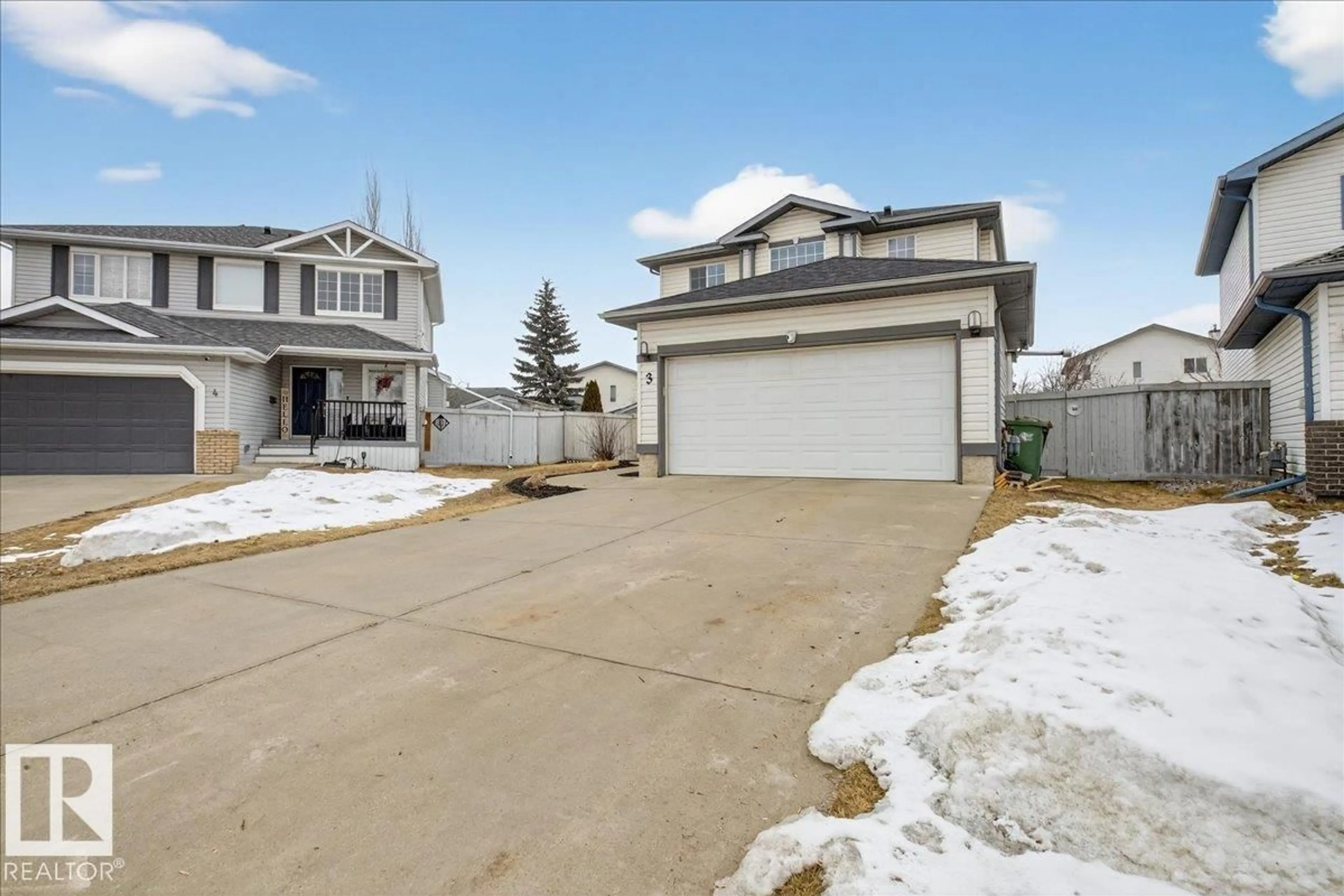 A pic from outside/outdoor area/front of a property/back of a property/a pic from drone, street for 3 HARLAND, St. Albert Alberta T8N6V2