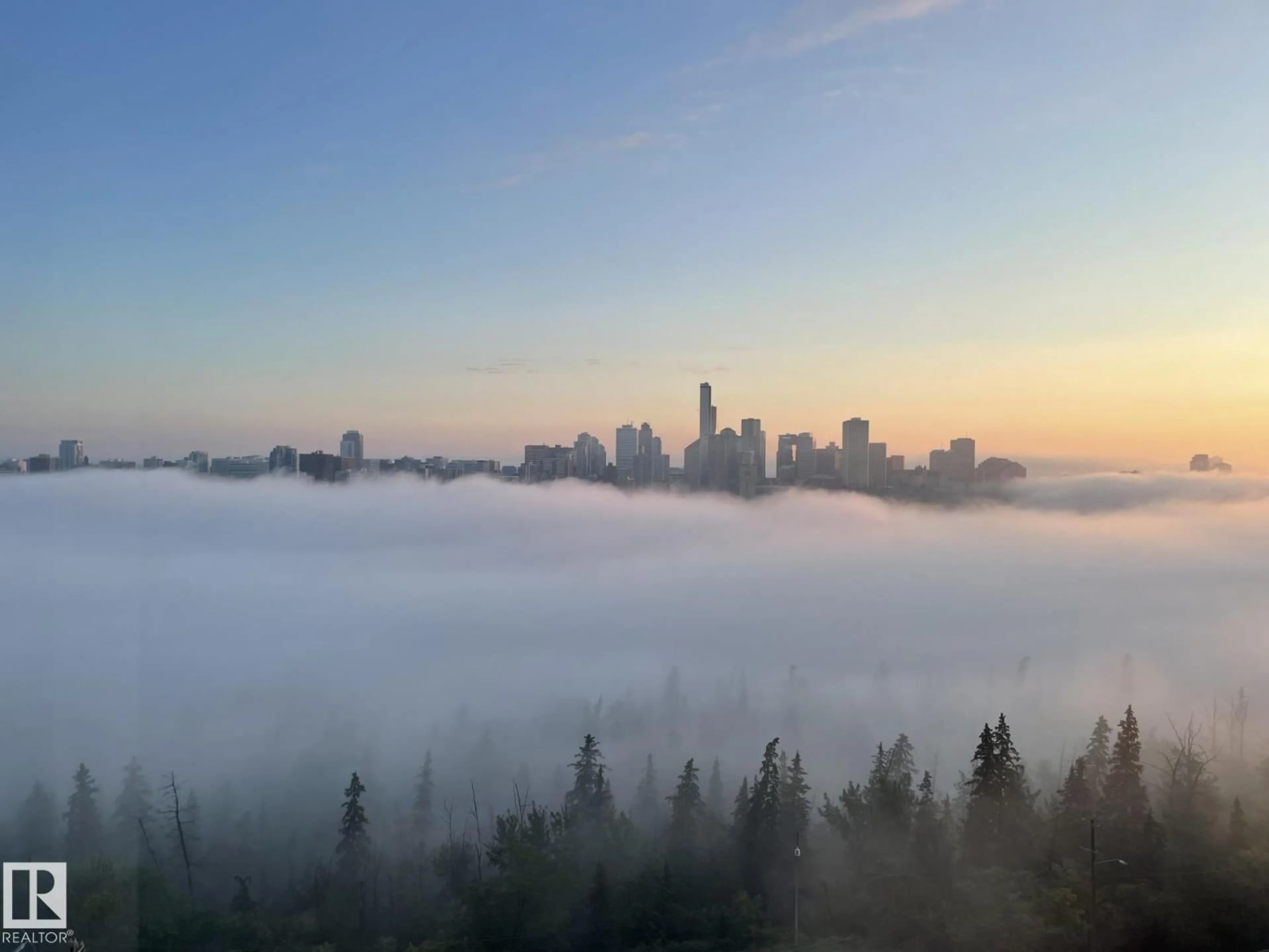 Blurry image for 1307 SASKATCHEWAN DR, Edmonton Alberta T6E6B6