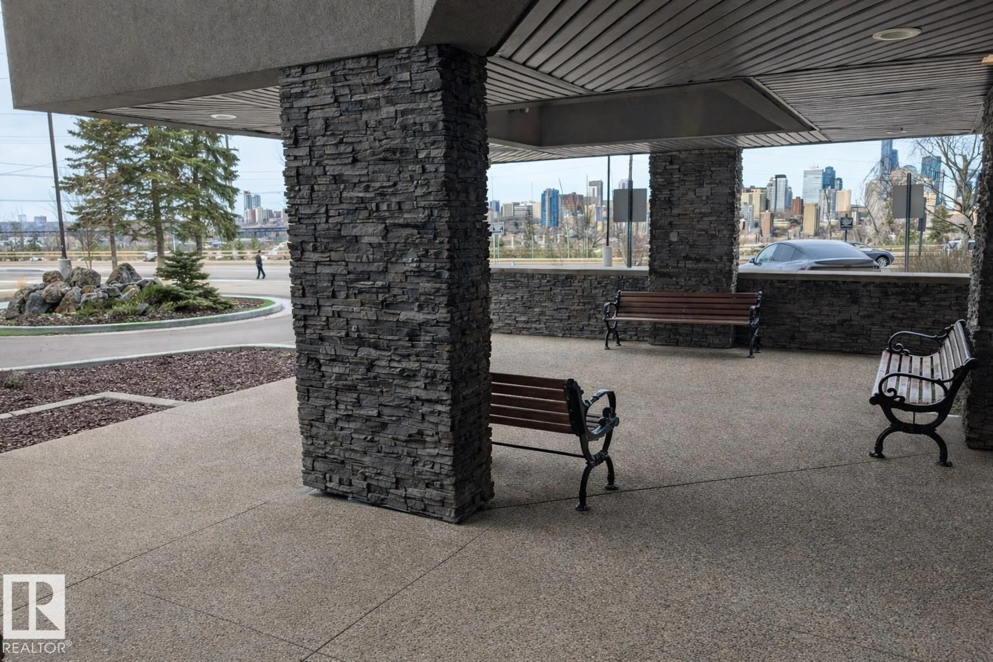 Patio, unknown for 1307 SASKATCHEWAN DR, Edmonton Alberta T6E6B6