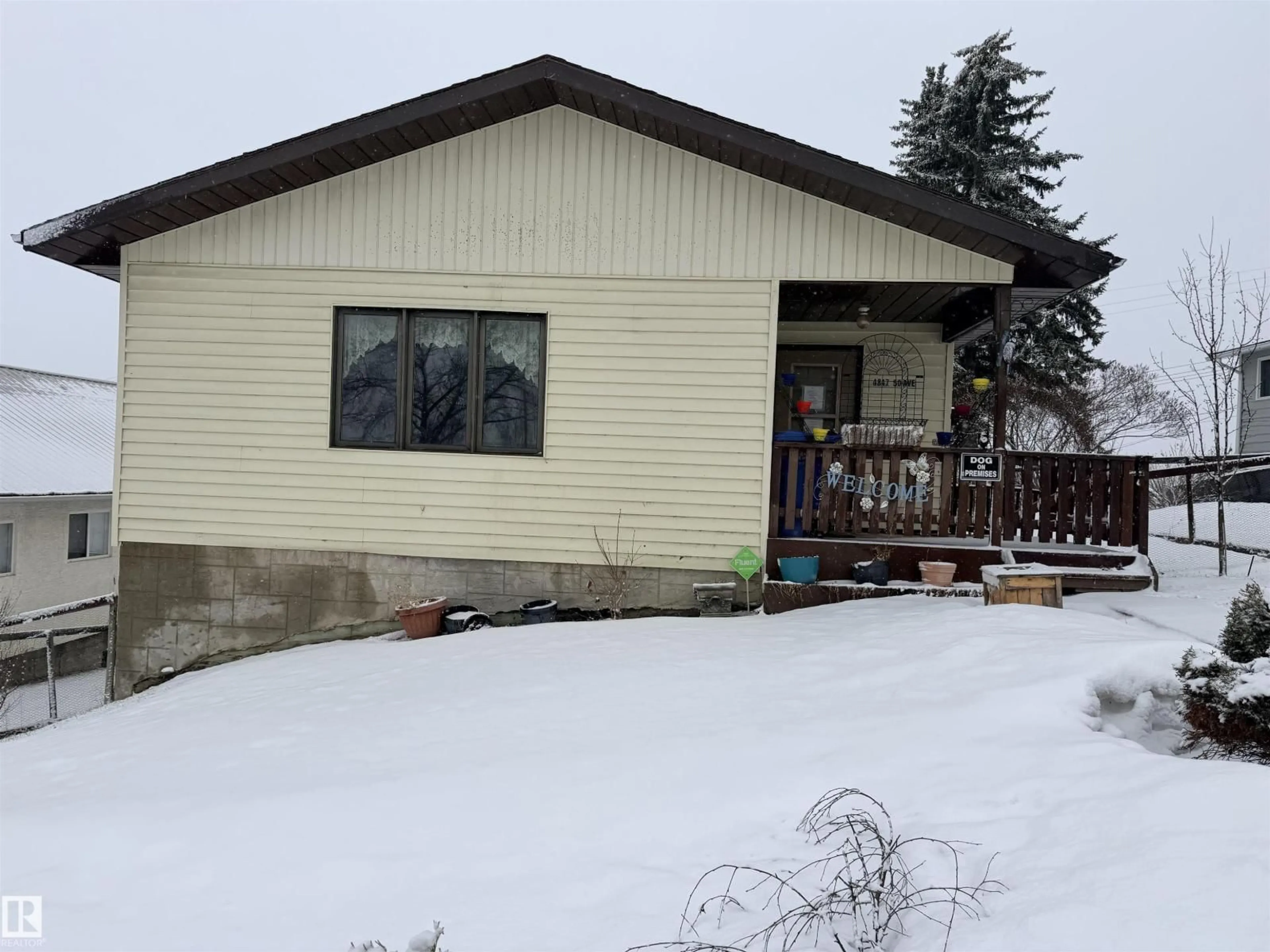 Shed for 4847 50 AV, Sangudo Alberta T0E2A0