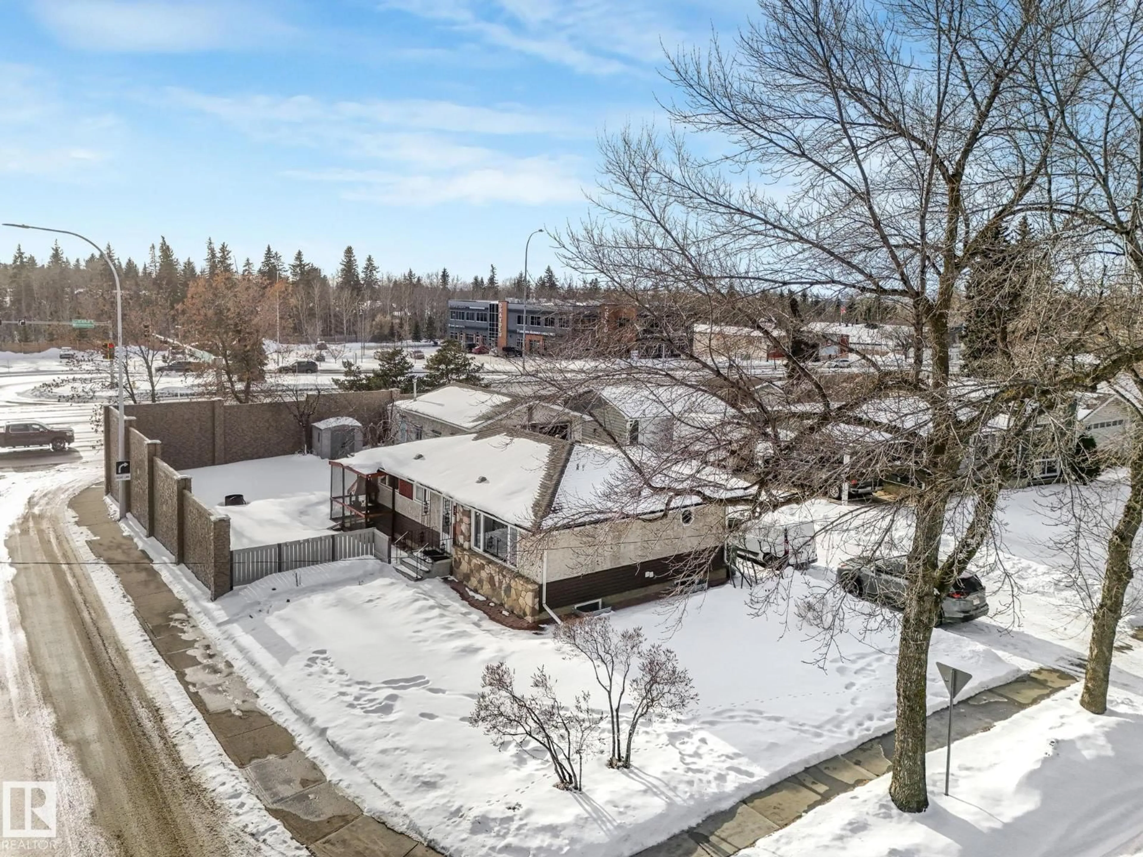 A pic from outside/outdoor area/front of a property/back of a property/a pic from drone, street for 2 SCARBORO PL, St. Albert Alberta T8N0H8