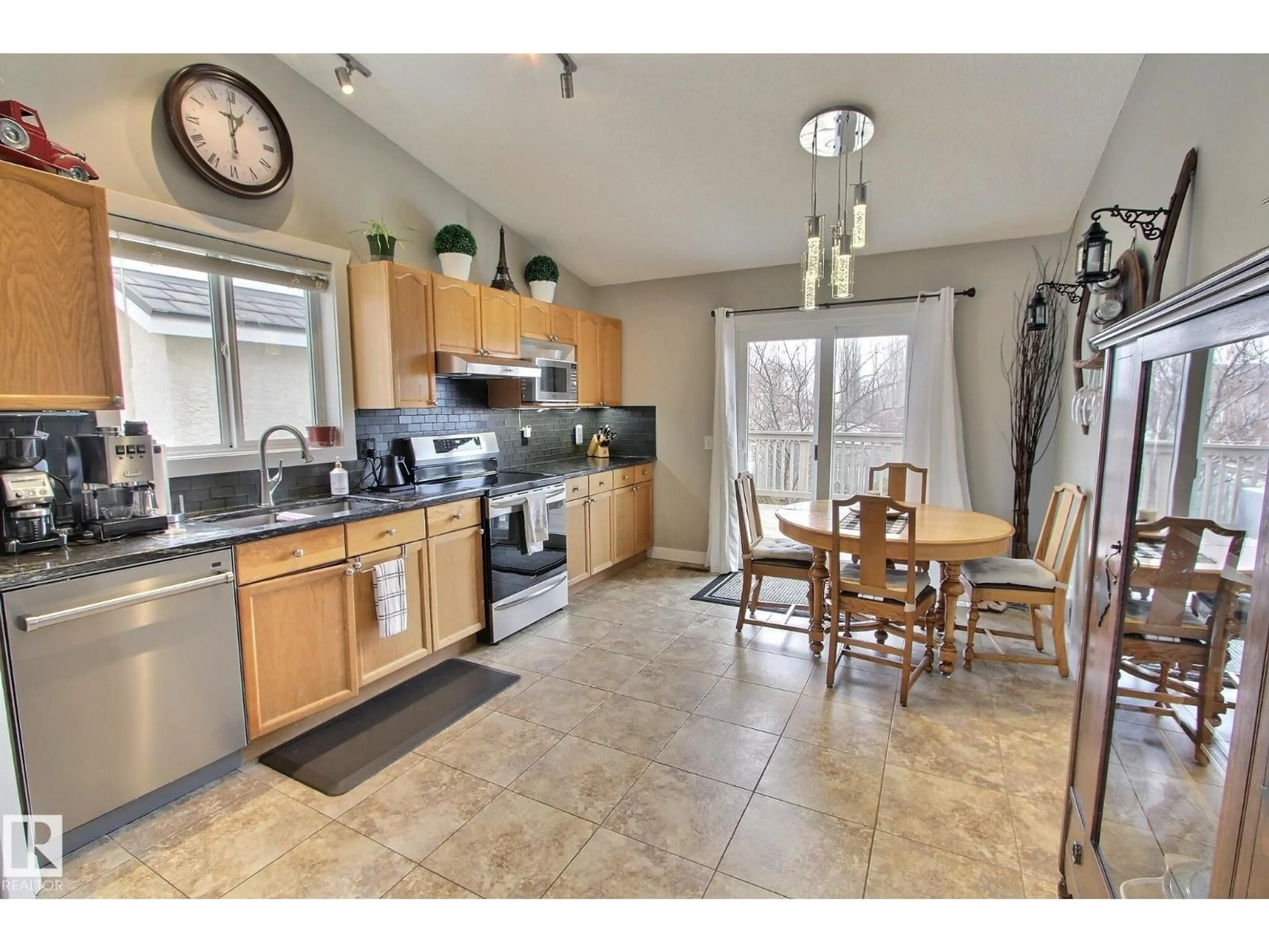 Open concept kitchen, ceramic/tile floor for 12 BELFRY FAIRWAY, Stony Plain Alberta T7Z2M8