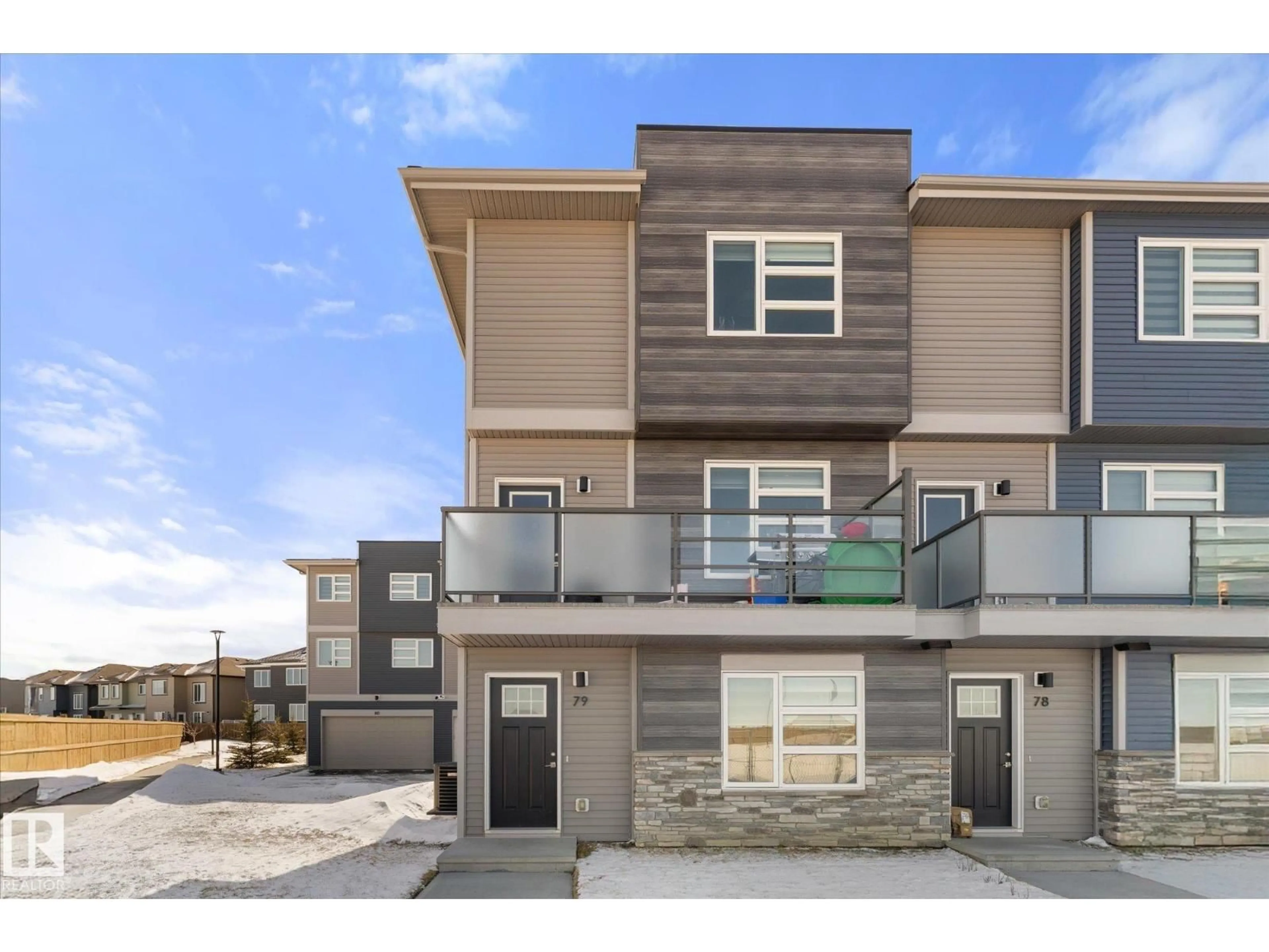 Home with vinyl exterior material, mountain view for 79 17635 58 ST NW, Edmonton Alberta T5Y4C2
