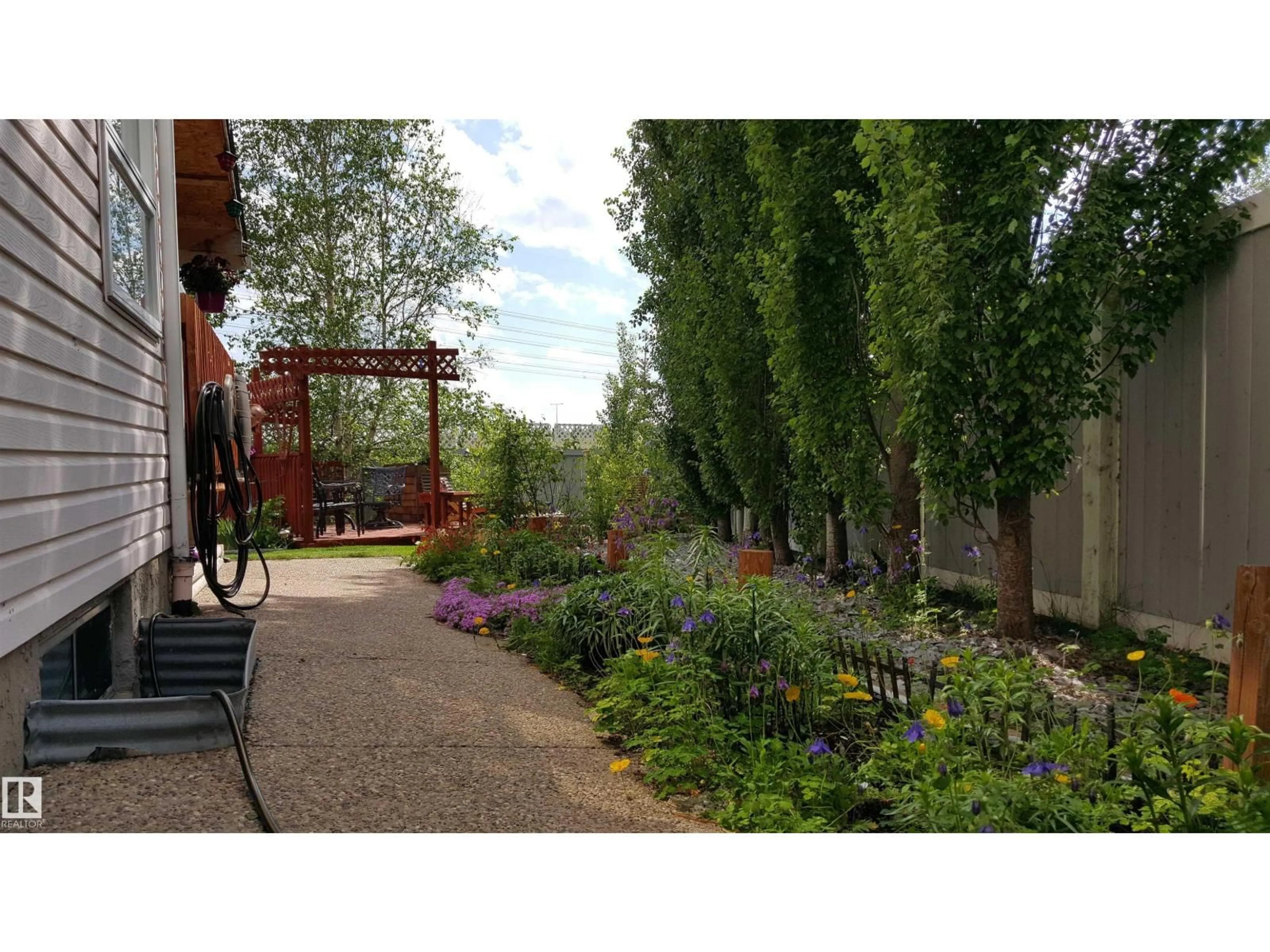 Patio, unknown for NW - 804 115A ST, Edmonton Alberta T6J6T9