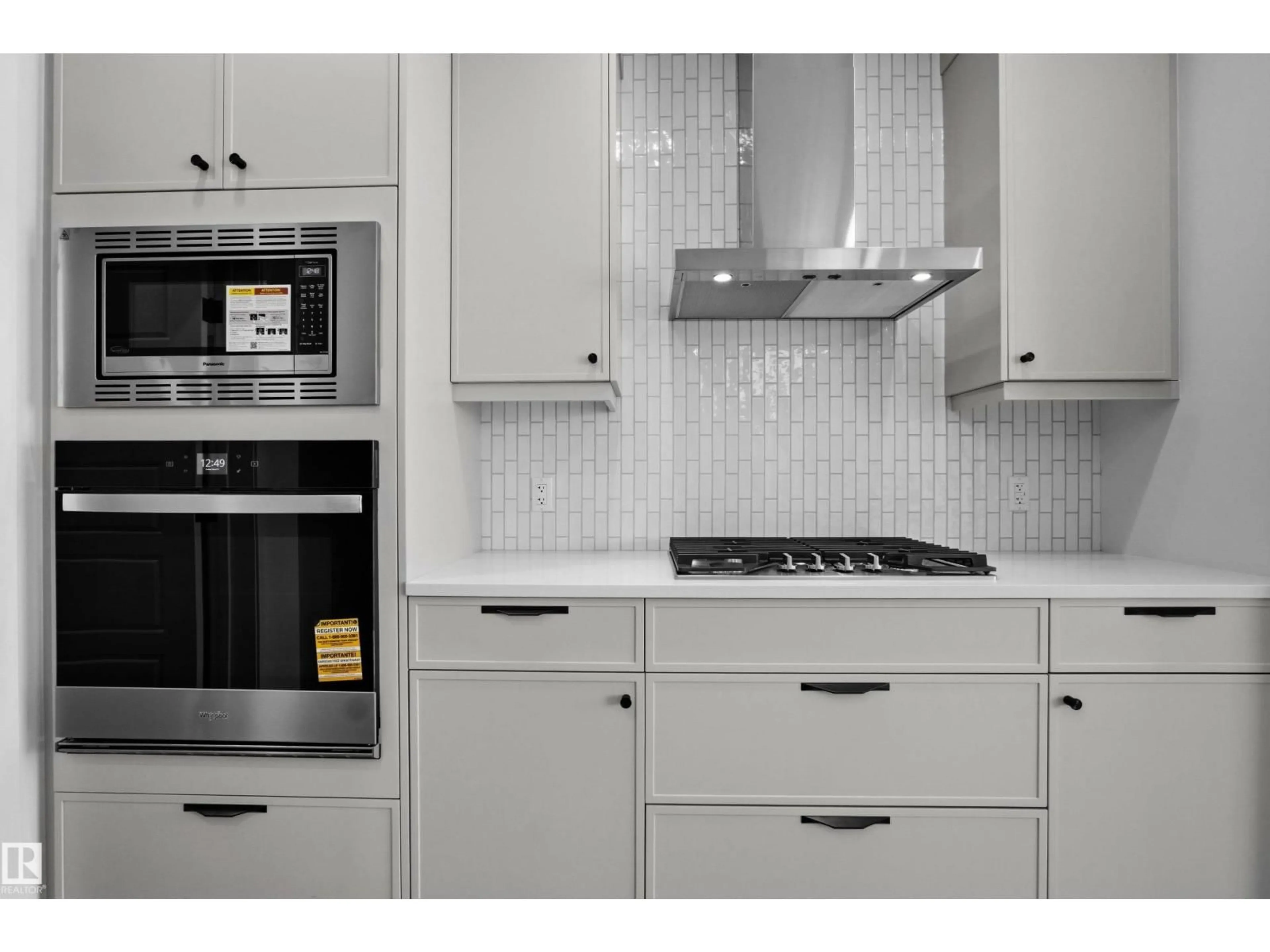 Contemporary kitchen, ceramic/tile floor for 3924 CHRUSTAWKA PL, Edmonton Alberta T6W5K6