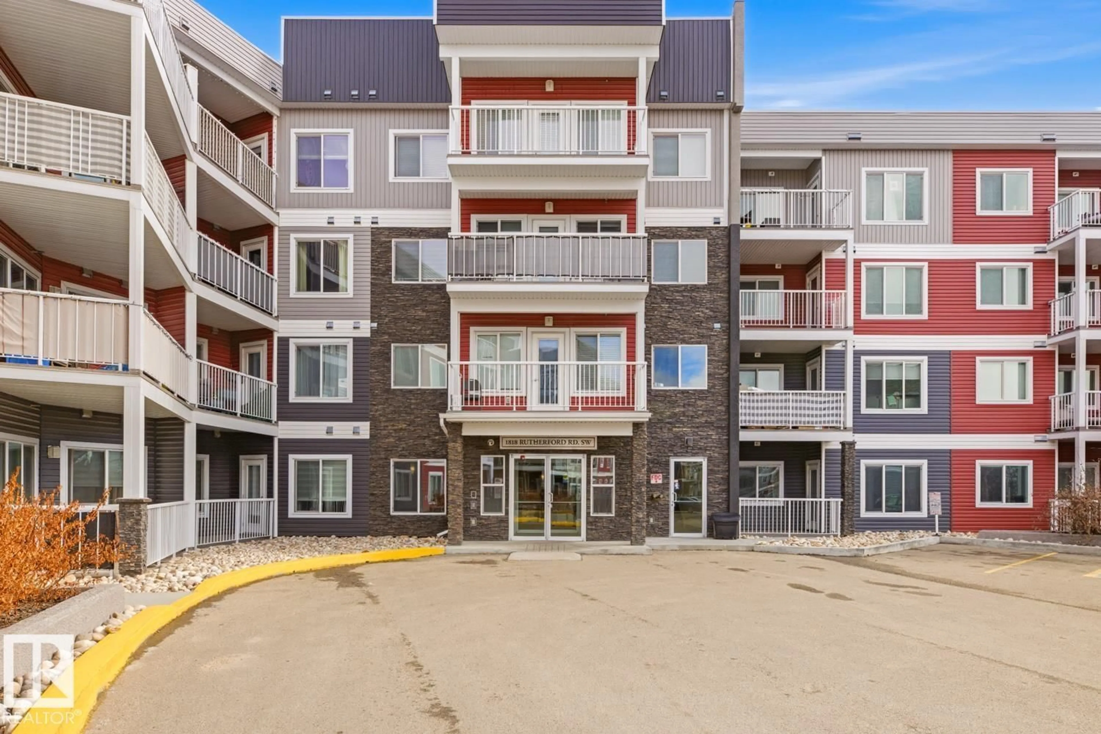 Patio, building for 1818 - 155 RUTHERFORD RD, Edmonton Alberta T6W2K6