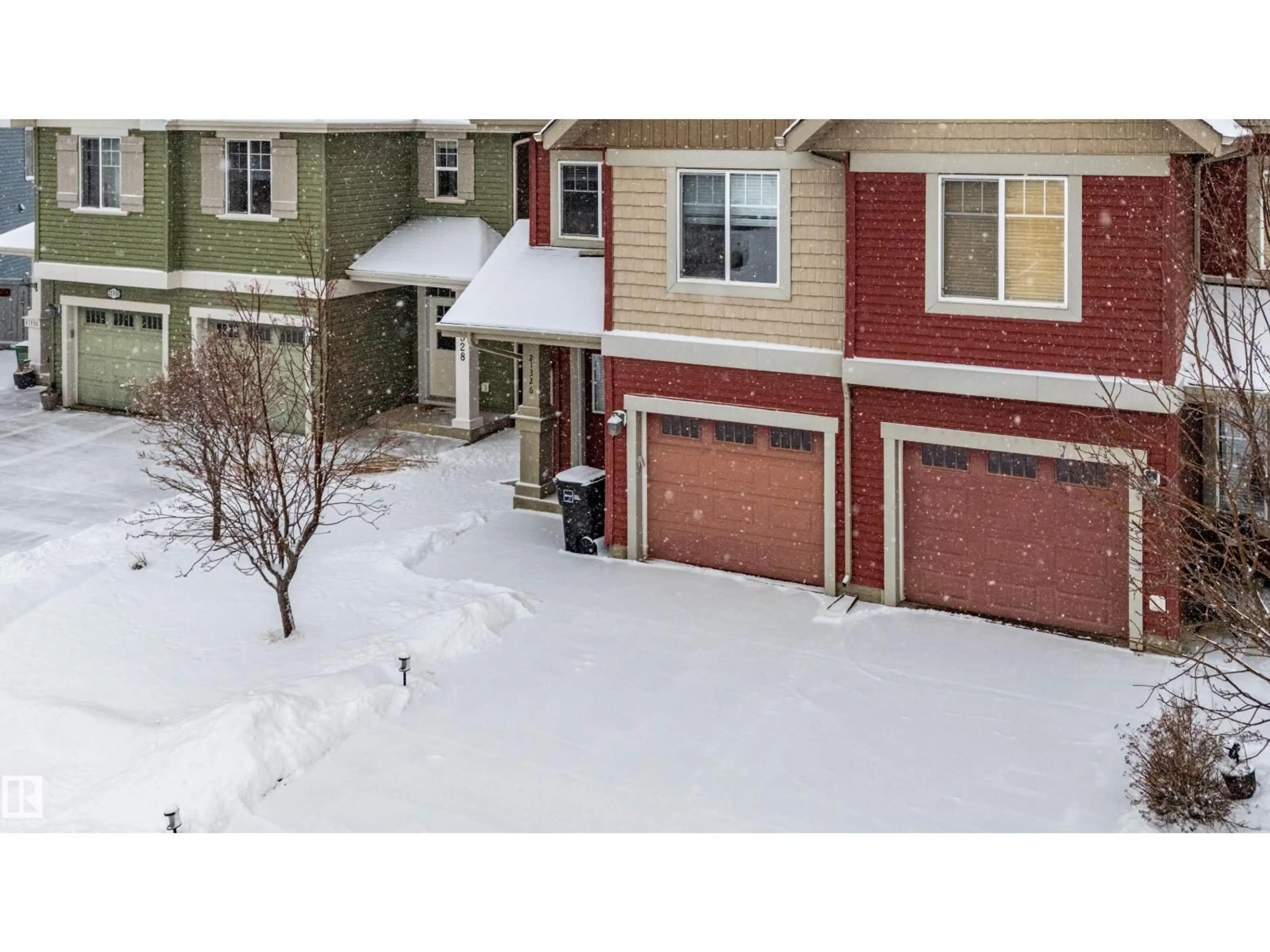 A pic from outside/outdoor area/front of a property/back of a property/a pic from drone, street for 21326 61 AV, Edmonton Alberta T6M0K1