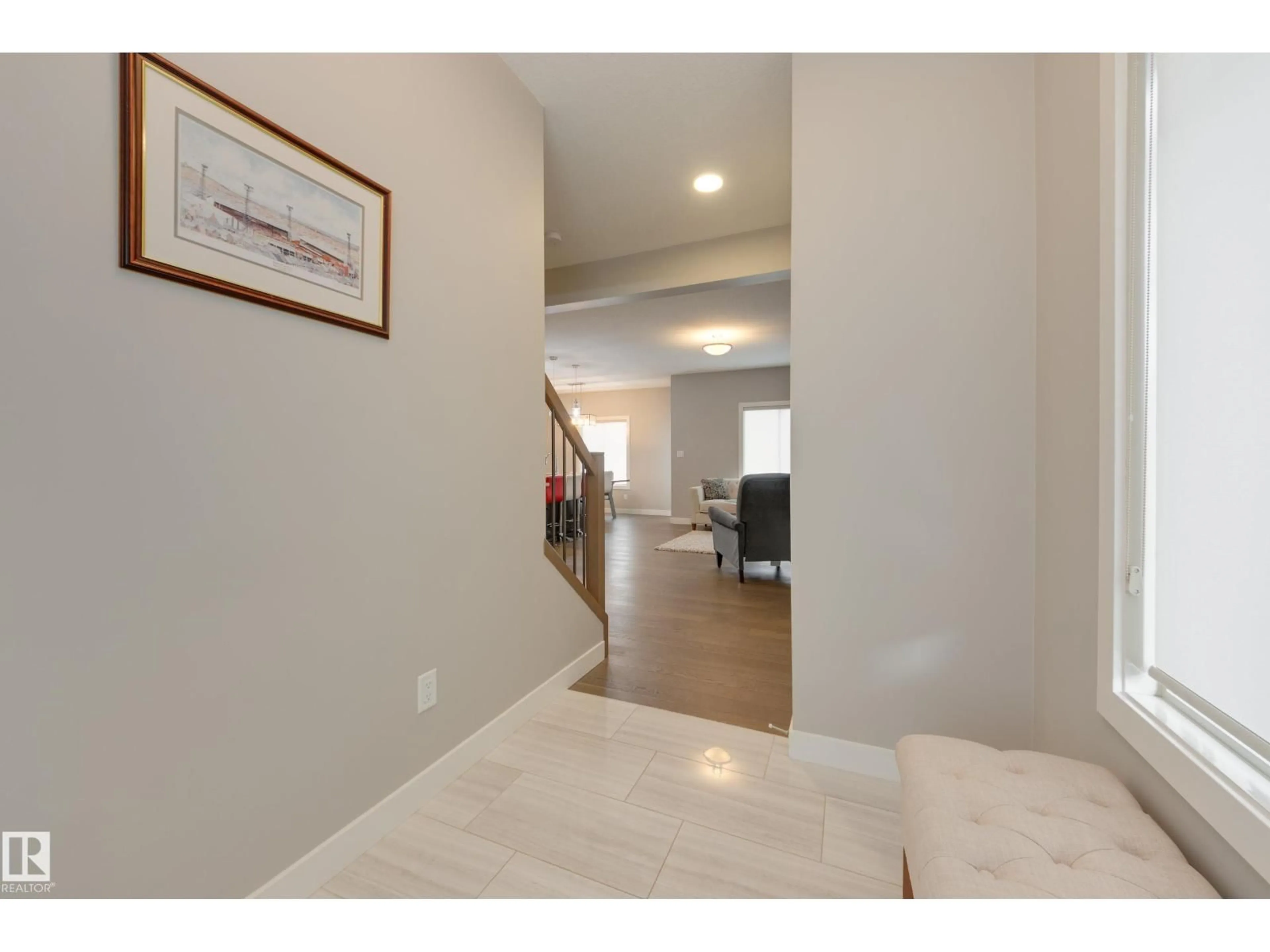 Indoor entryway for 1367 AINSLIE WD, Edmonton Alberta T6W3E9