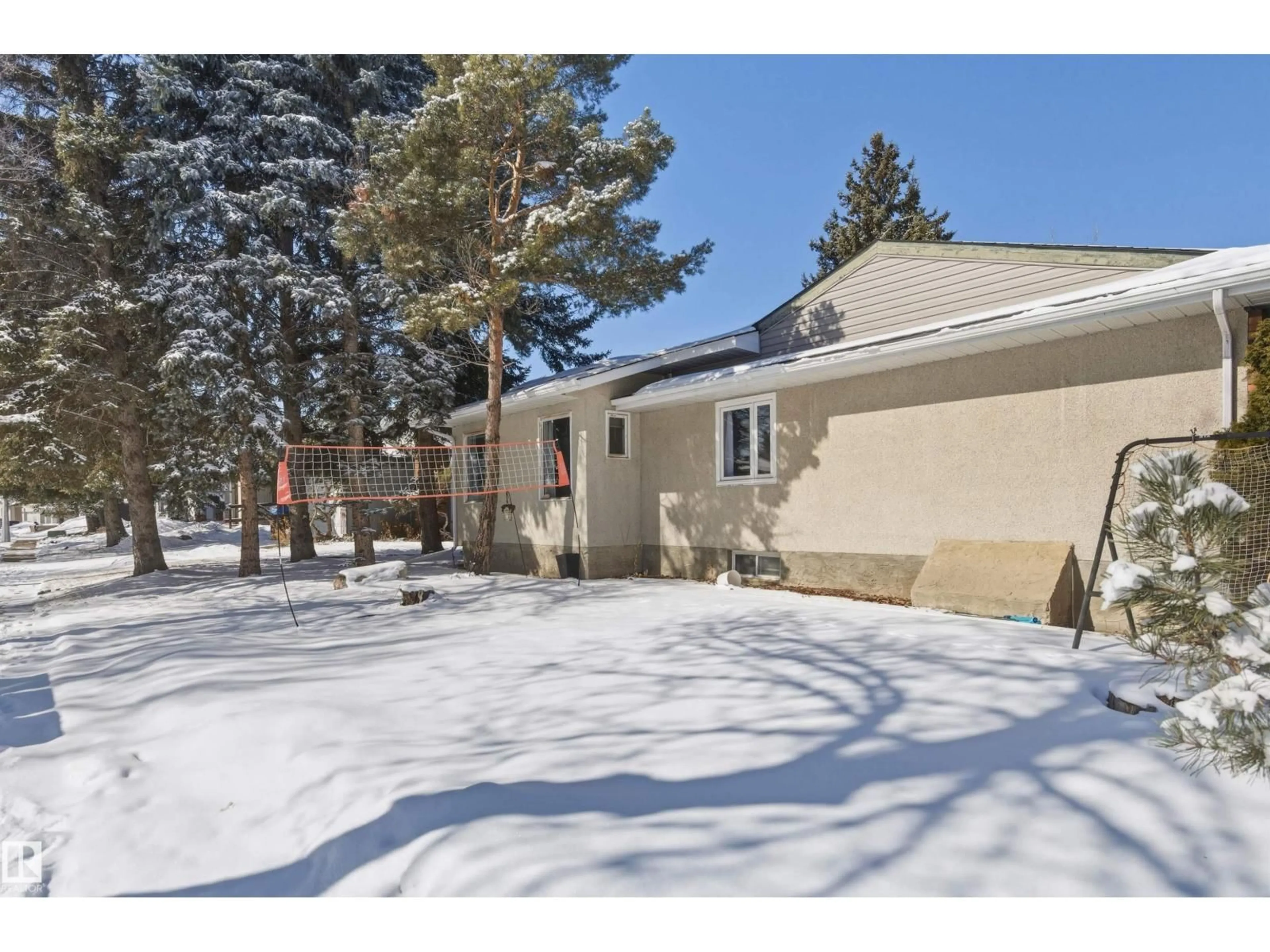 Unknown for 26 LONGVIEW CR, St. Albert Alberta T8N2W2