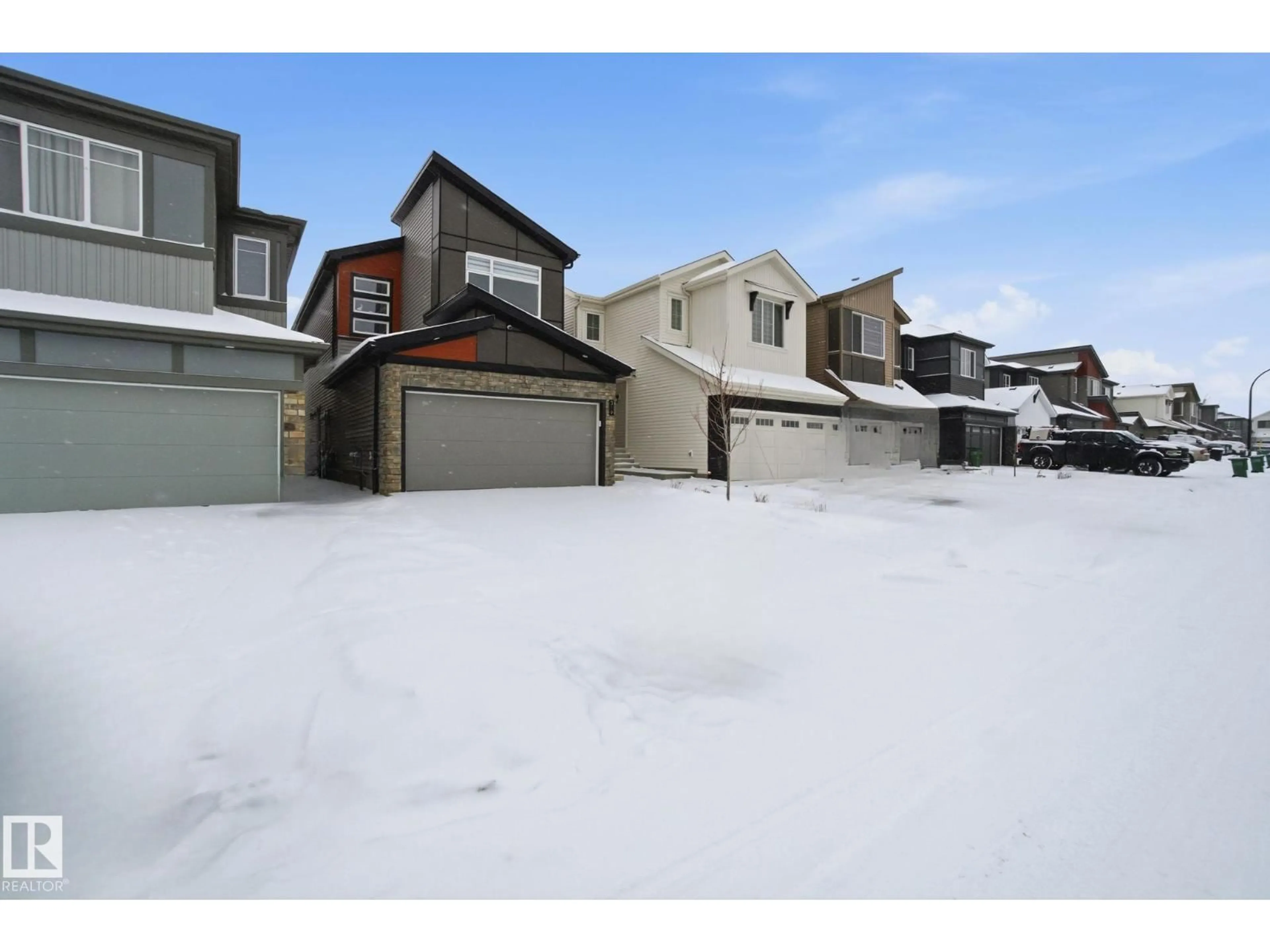 A pic from outside/outdoor area/front of a property/back of a property/a pic from drone, street for SW - 319 29 ST, Edmonton Alberta T6X3E7