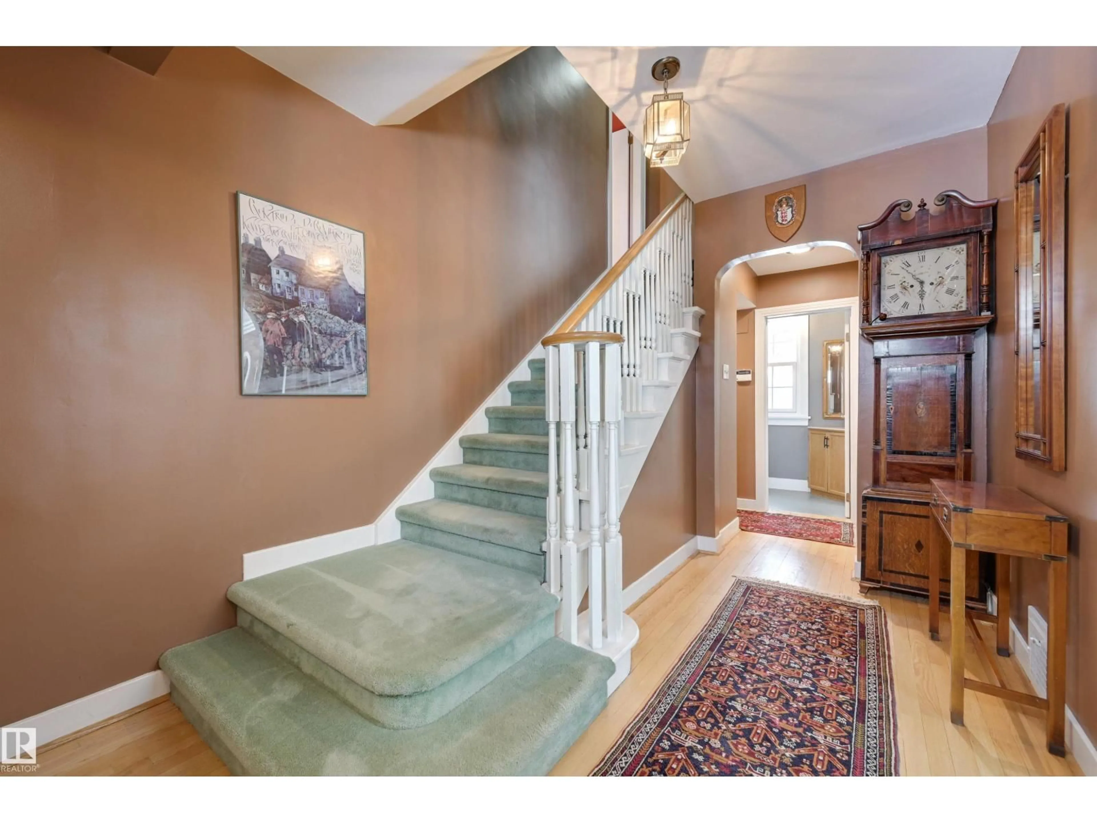 Unknown for 106 ST GEORGE'S CR, Edmonton Alberta T5N3M7