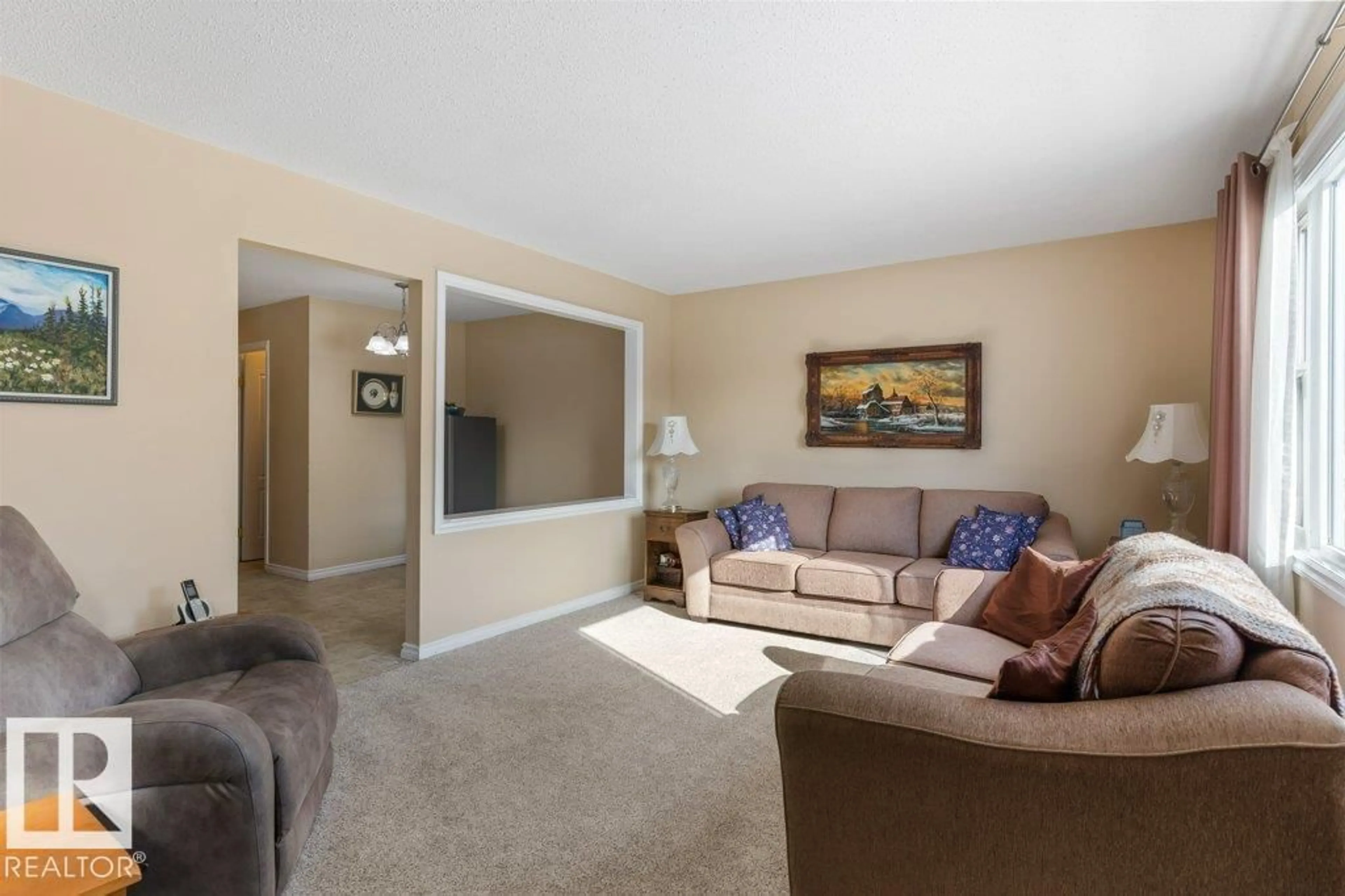 Living room with furniture, unknown for 59 SPRINGFIELD CR, St. Albert Alberta T8N0J9