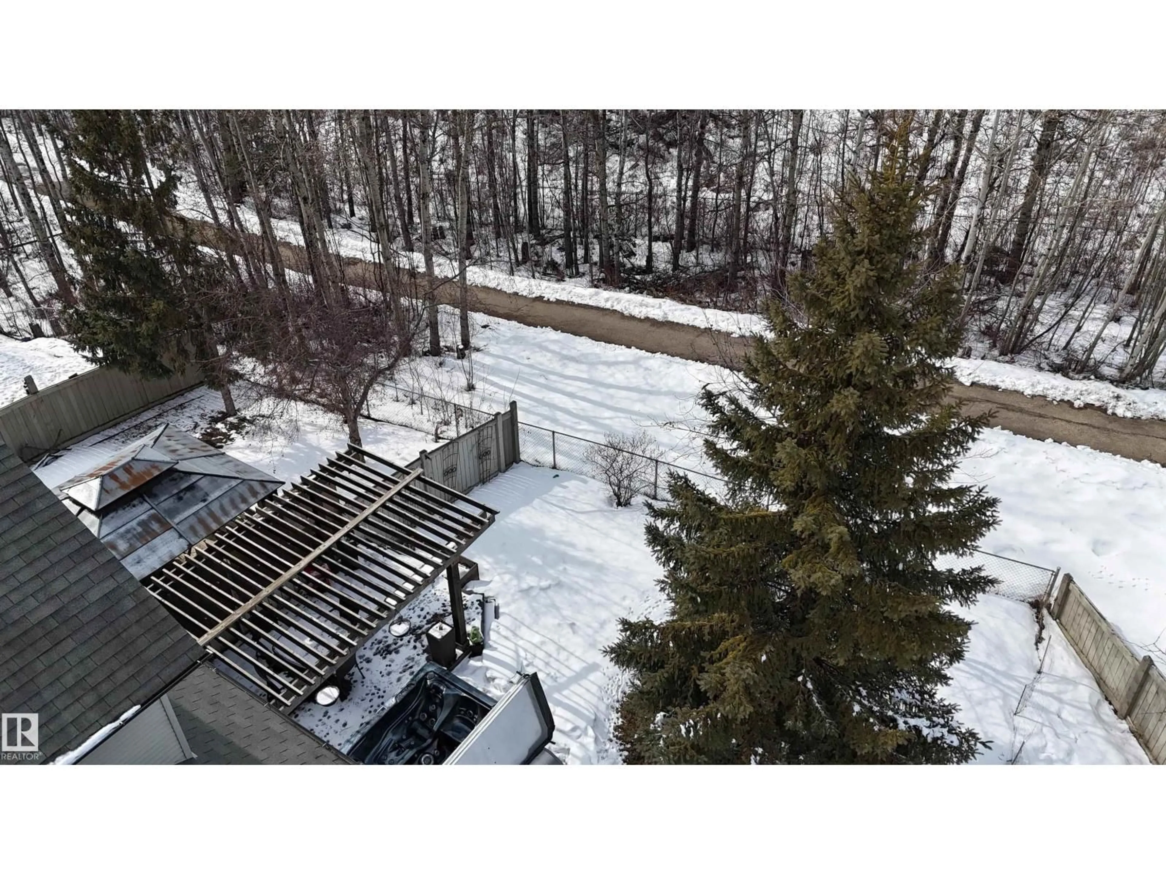 A pic from outside/outdoor area/front of a property/back of a property/a pic from drone, forest/trees view for 30 LEVASSEUR RD, St. Albert Alberta T8N7A6