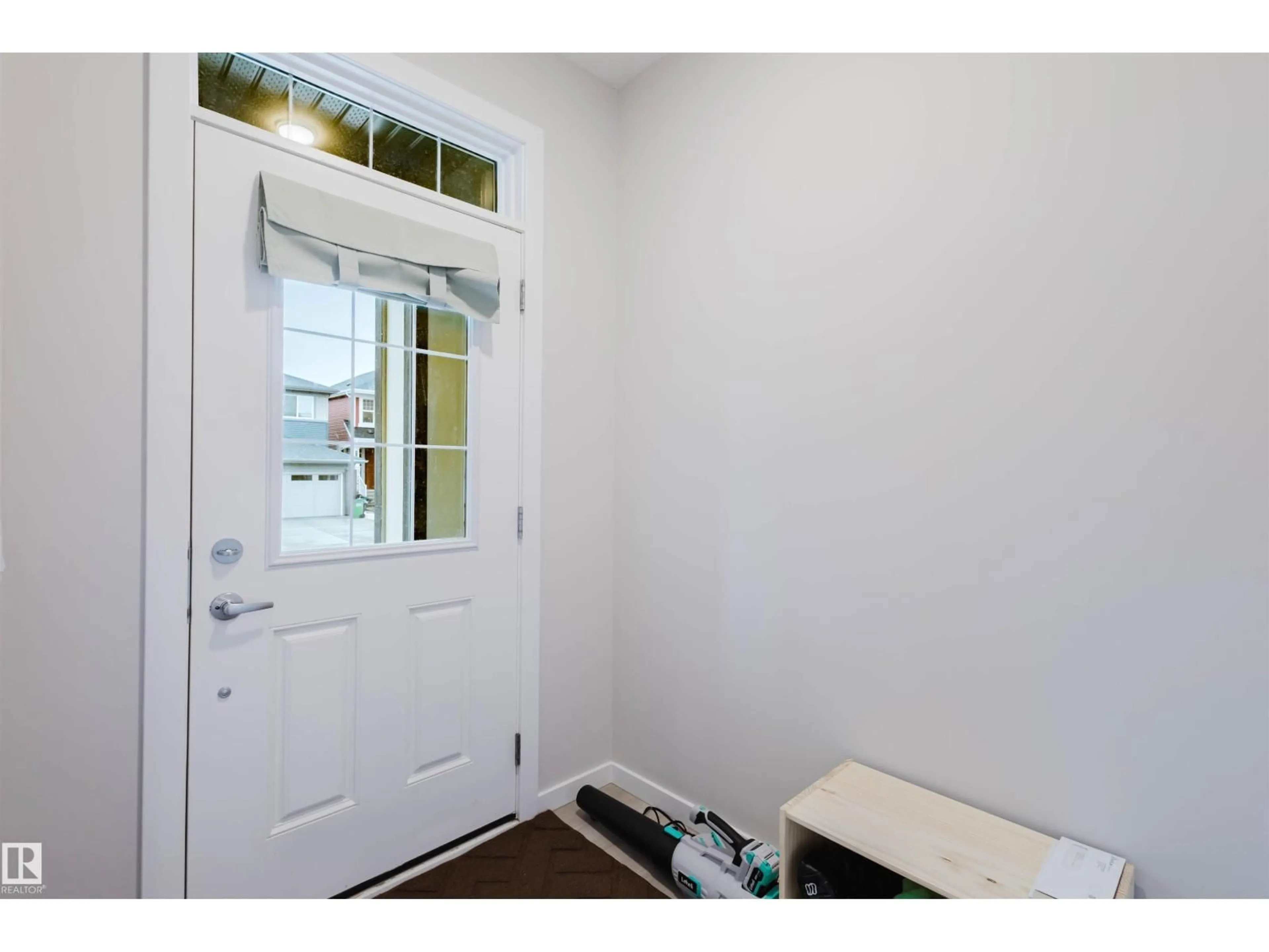 Indoor entryway for NW - 8149 226A ST, Edmonton Alberta T5T7S7