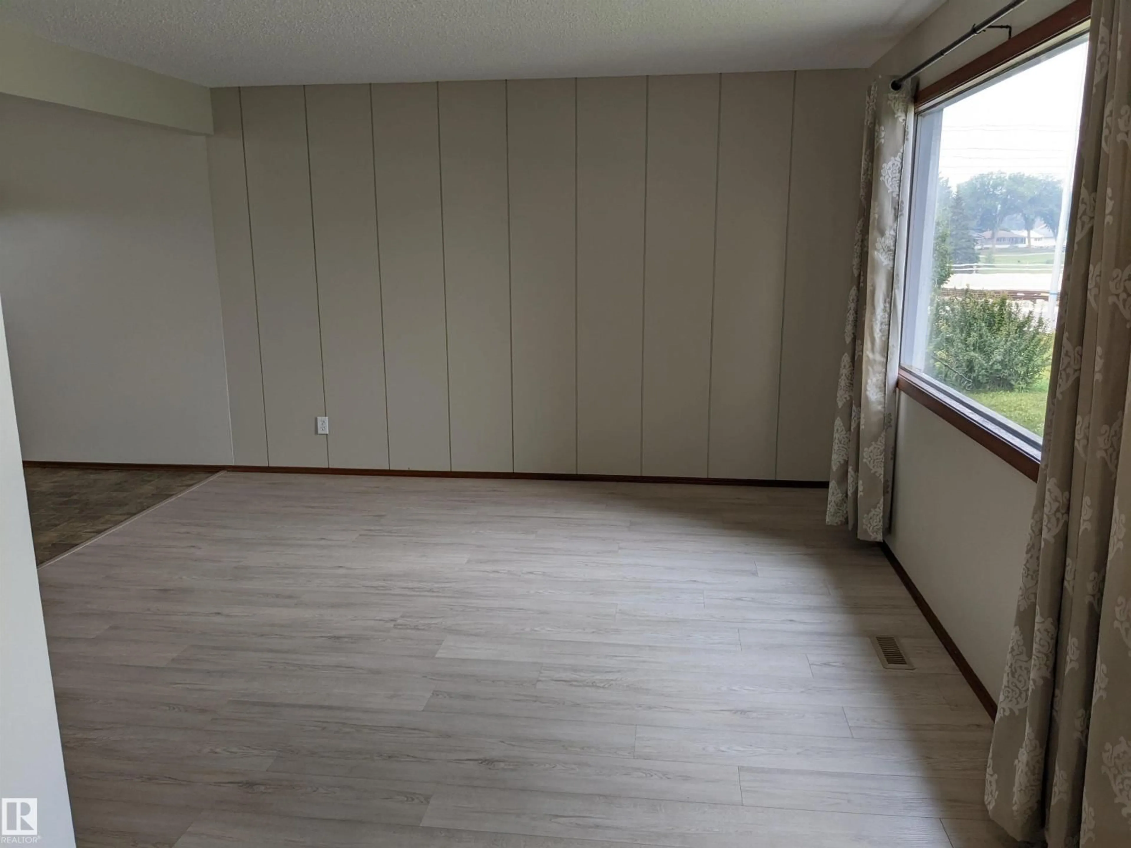 A pic of a room for 8315 69 AV, Edmonton Alberta T6C0A1