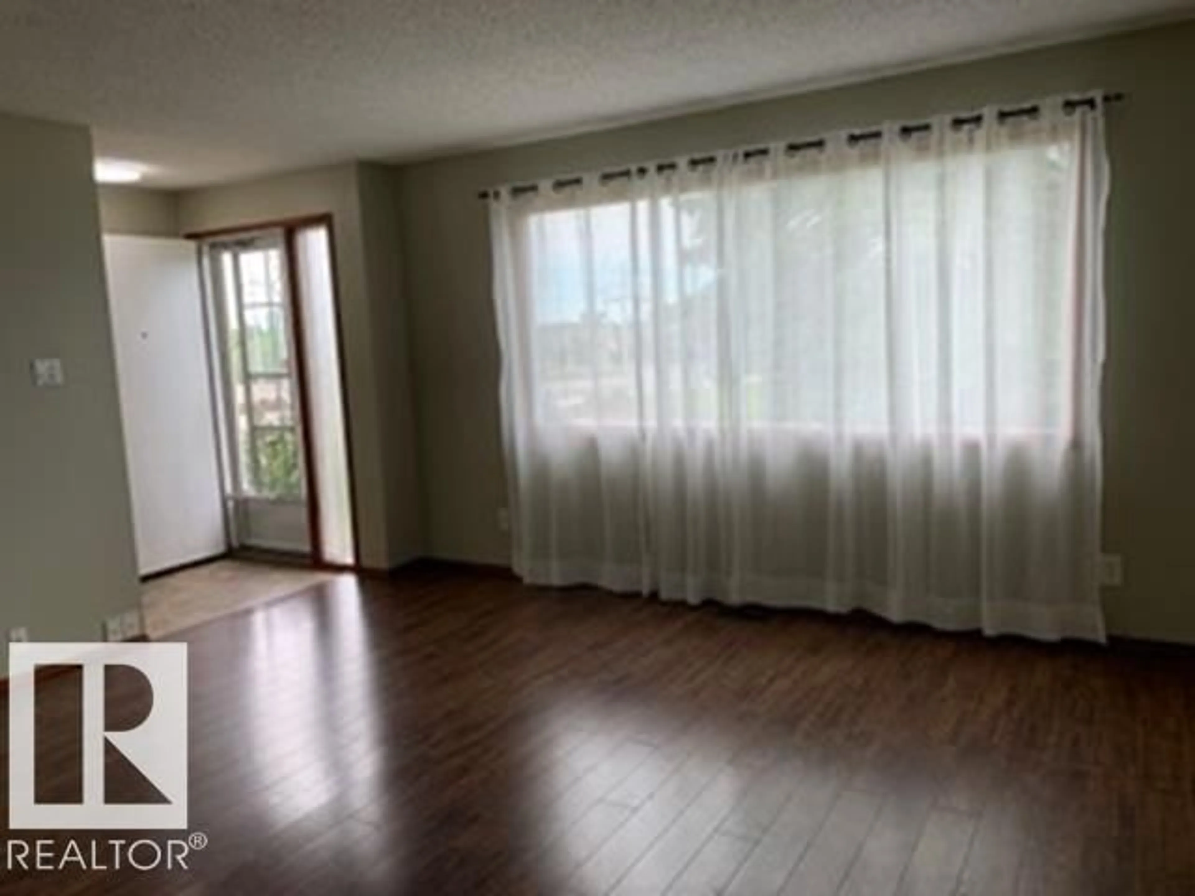 A pic of a room for 8317 69 AV, Edmonton Alberta T6C0A1