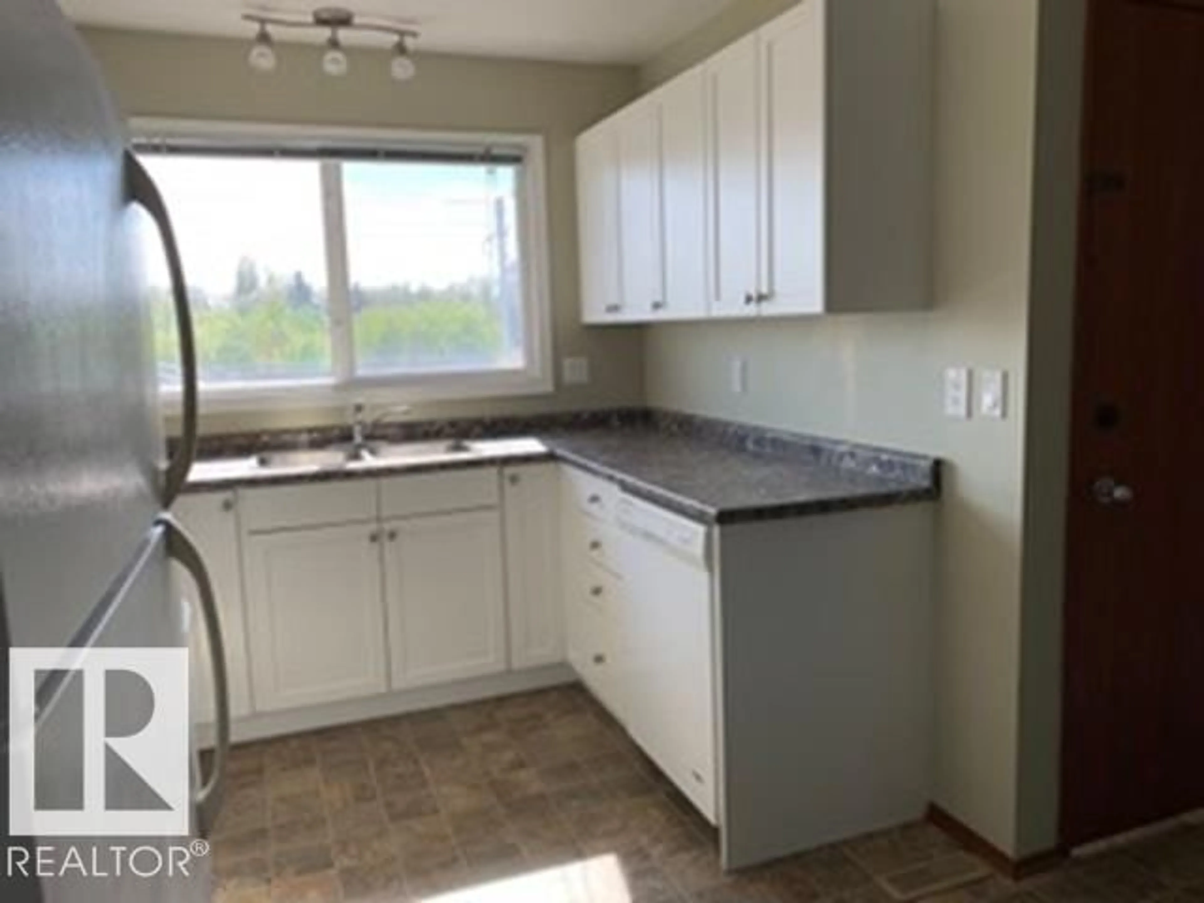 Standard kitchen, unknown for 8317 69 AV, Edmonton Alberta T6C0A1