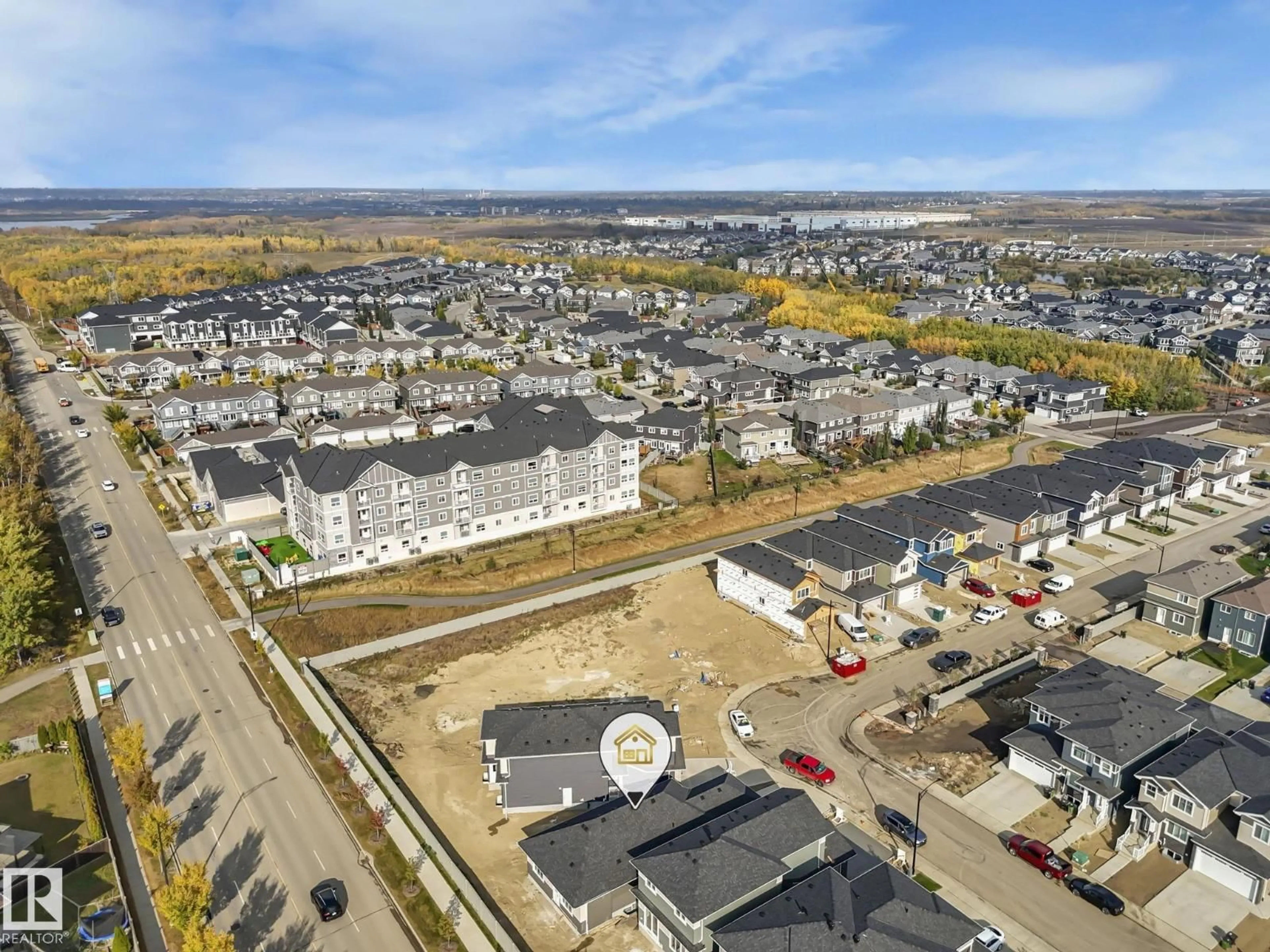 A pic from outside/outdoor area/front of a property/back of a property/a pic from drone, unknown for 3138 MAGPIE WY, Edmonton Alberta T5S0E1