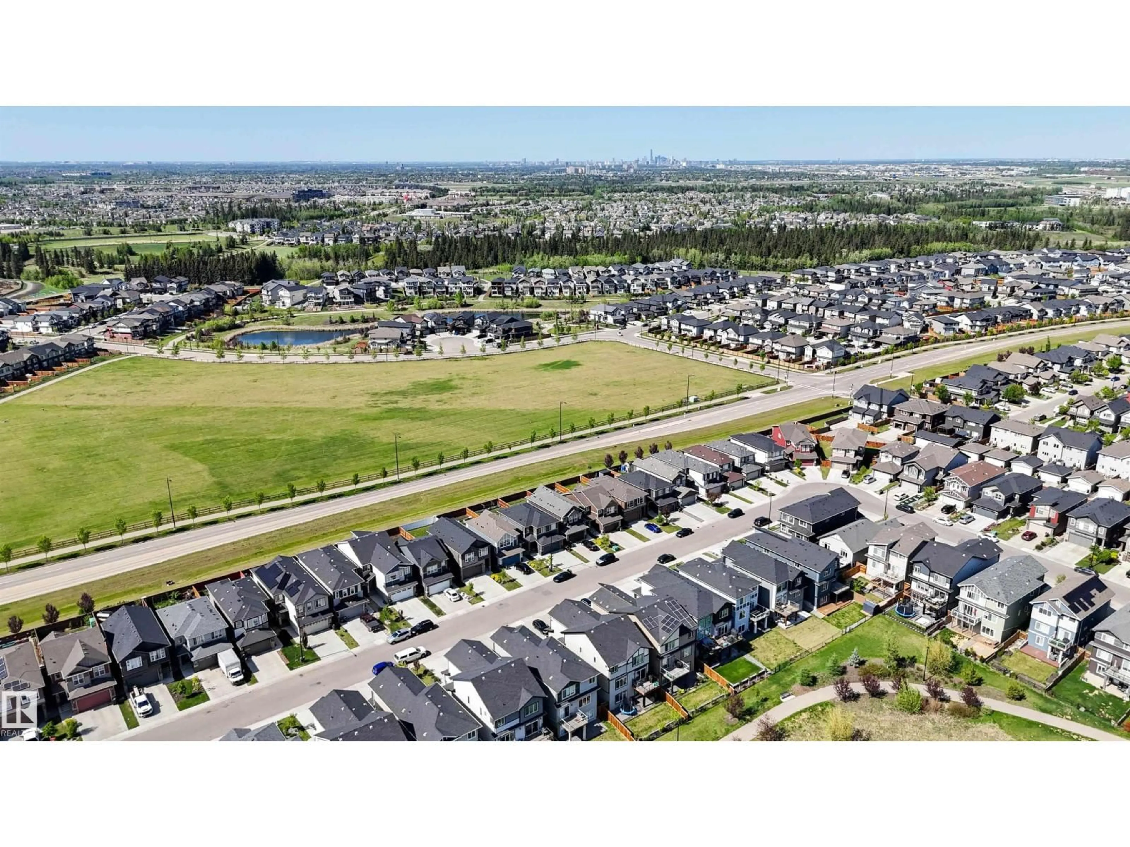 A pic from outside/outdoor area/front of a property/back of a property/a pic from drone, street for SW - 2743 COLLINS CR, Edmonton Alberta T6W3X4