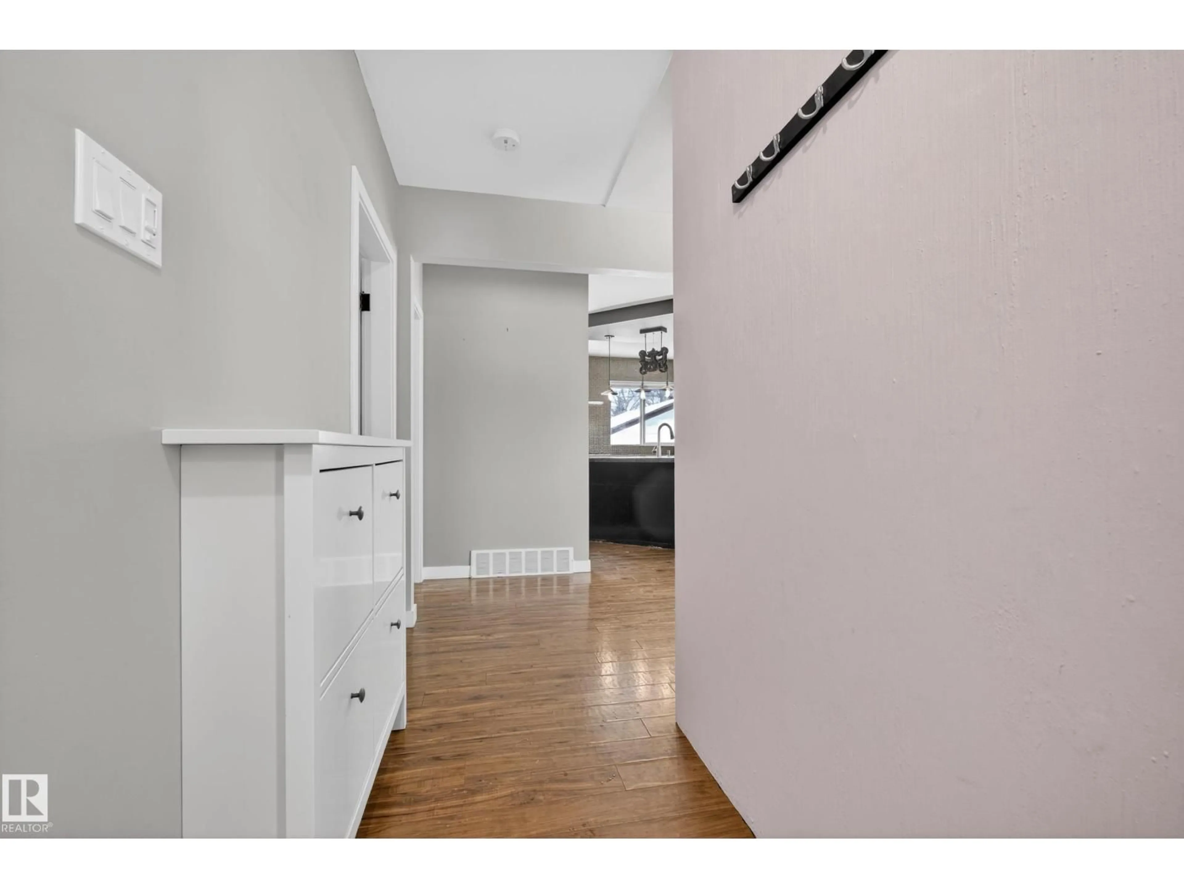 Indoor entryway for 3613 113 AV, Edmonton Alberta T5W0P7