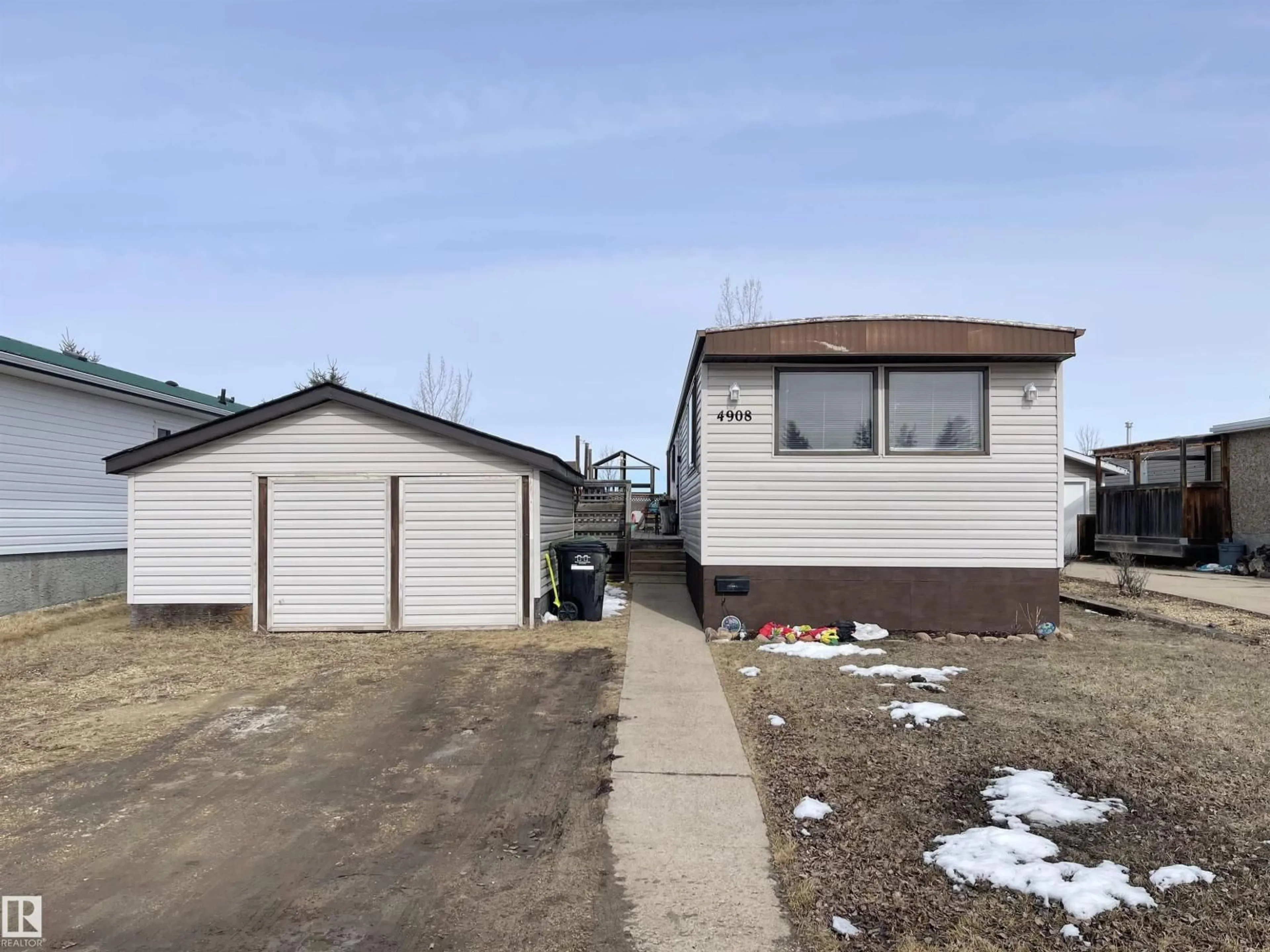 Shed for 4908 55 AVENUE, Camrose Alberta T4V3A4