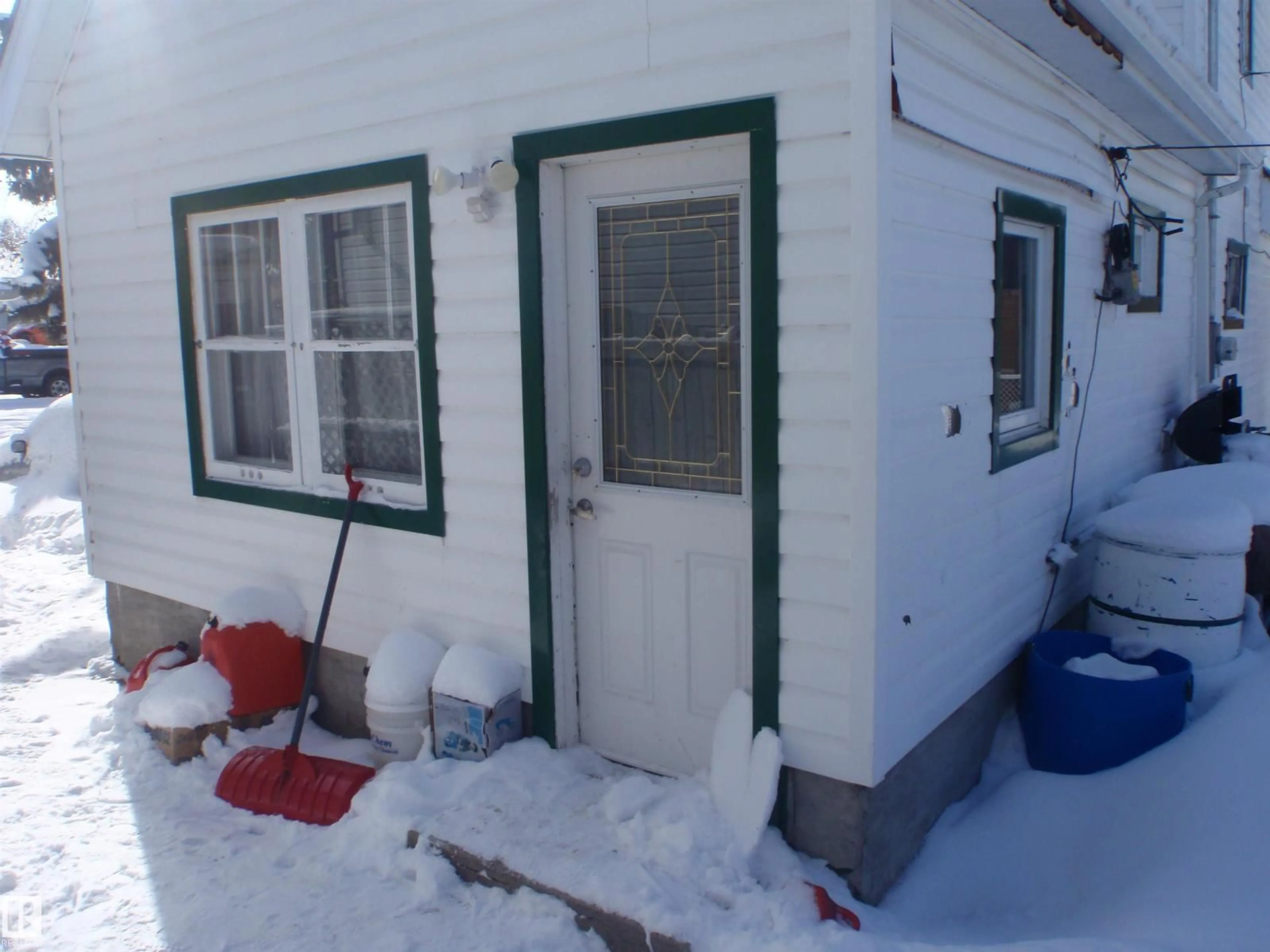 Unknown for 5118 53 ST, Barrhead Alberta T7N1E8