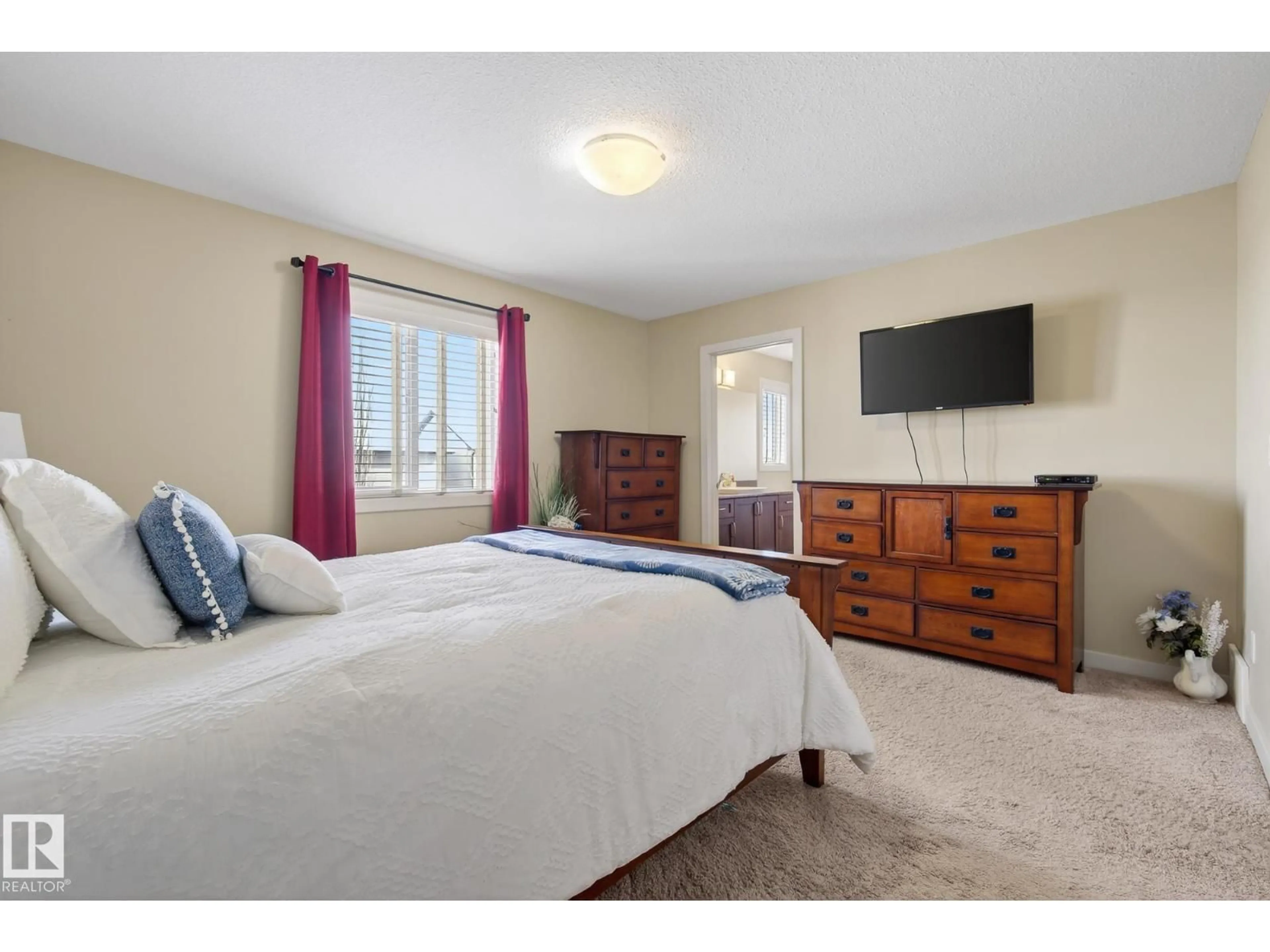 A pic of a room for 185 SUNTERRA WY, Sherwood Park Alberta T8H0T9