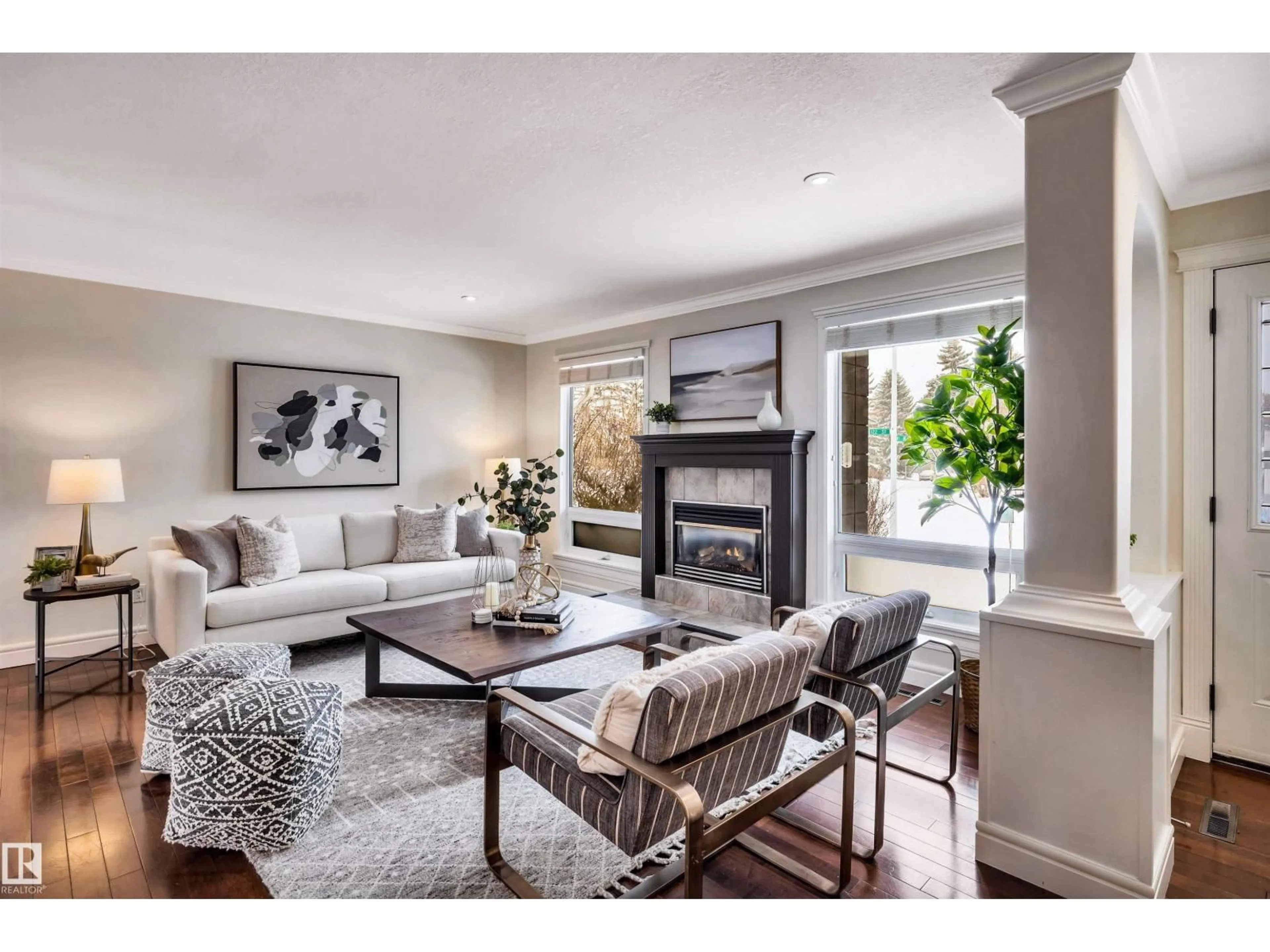 Living room with furniture, unknown for 4107 122 ST, Edmonton Alberta T6J1Z1