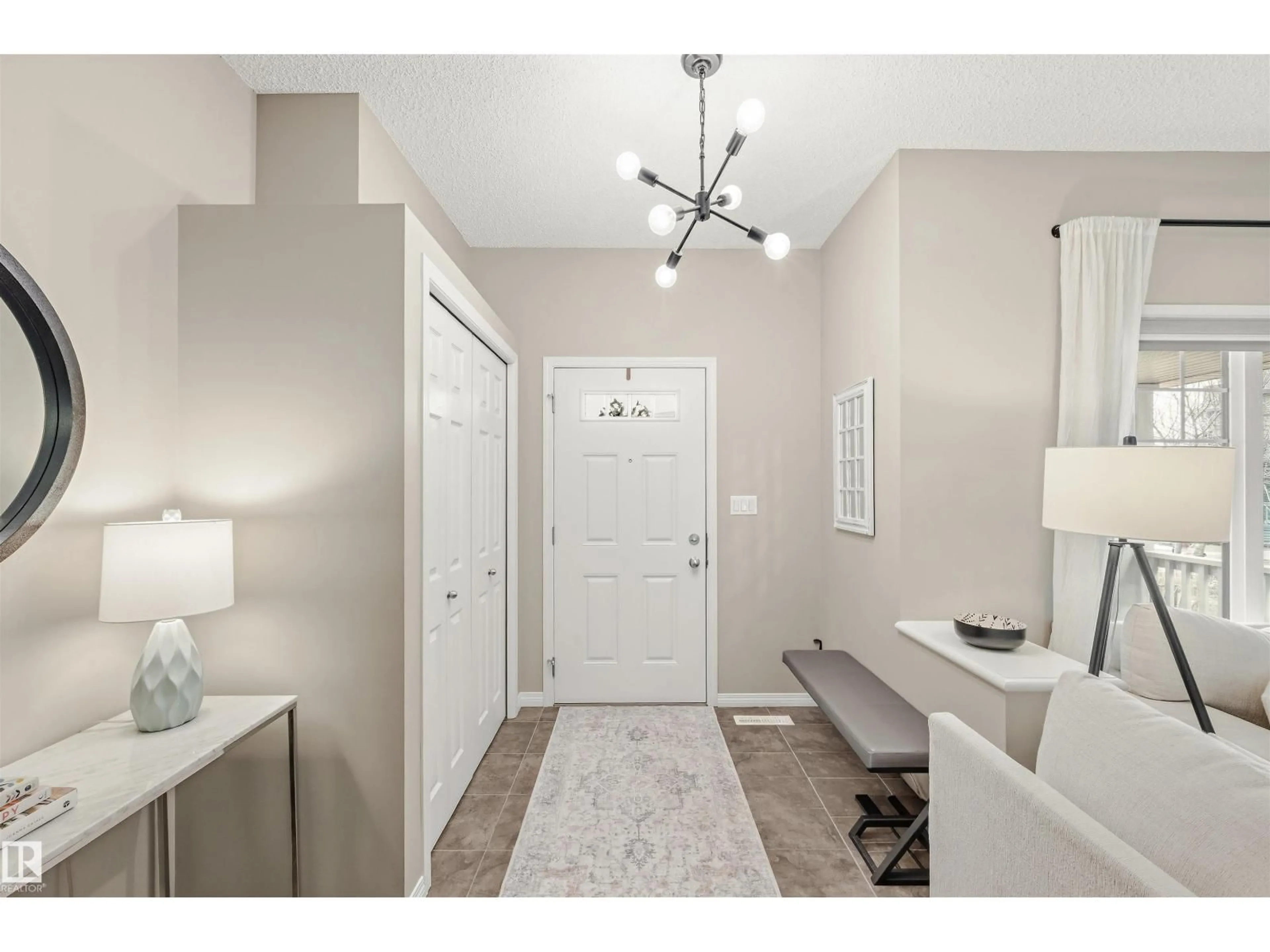 Indoor entryway for 3229 CHERRY CR, Edmonton Alberta T6X1Y5