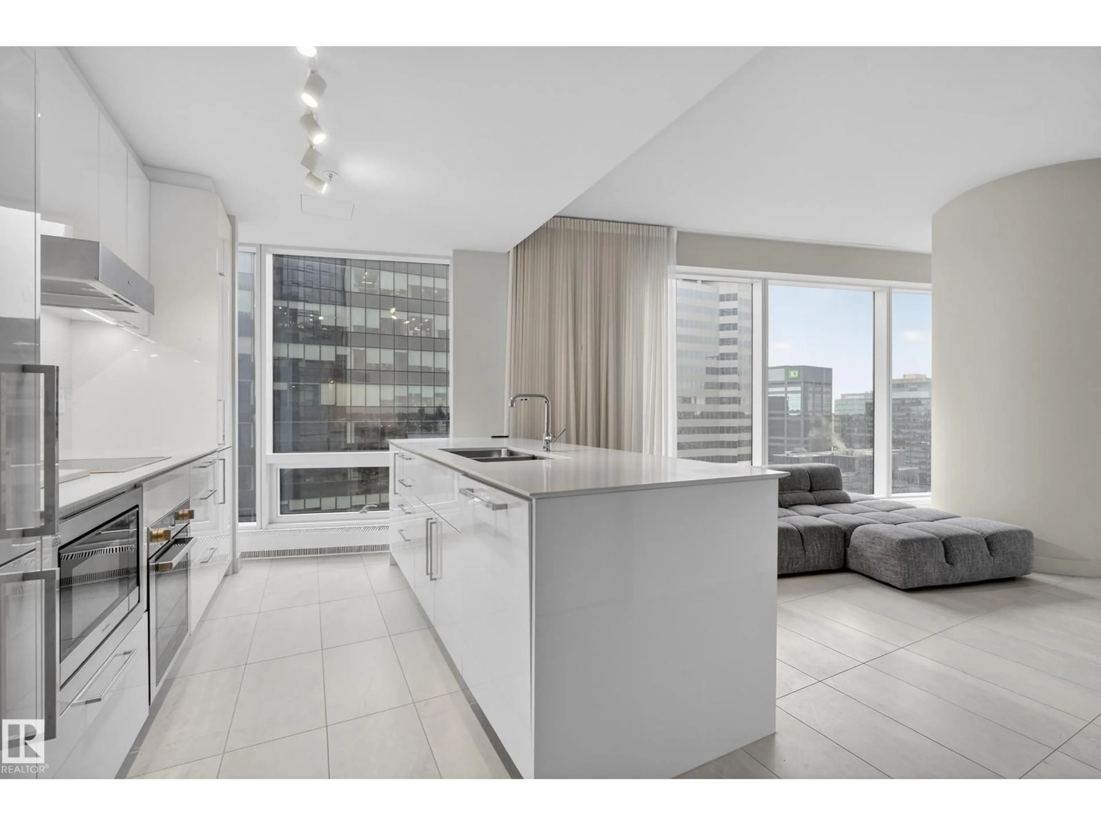 Standard kitchen, unknown for 10360 - 2508 102 ST, Edmonton Alberta T5J4Y8